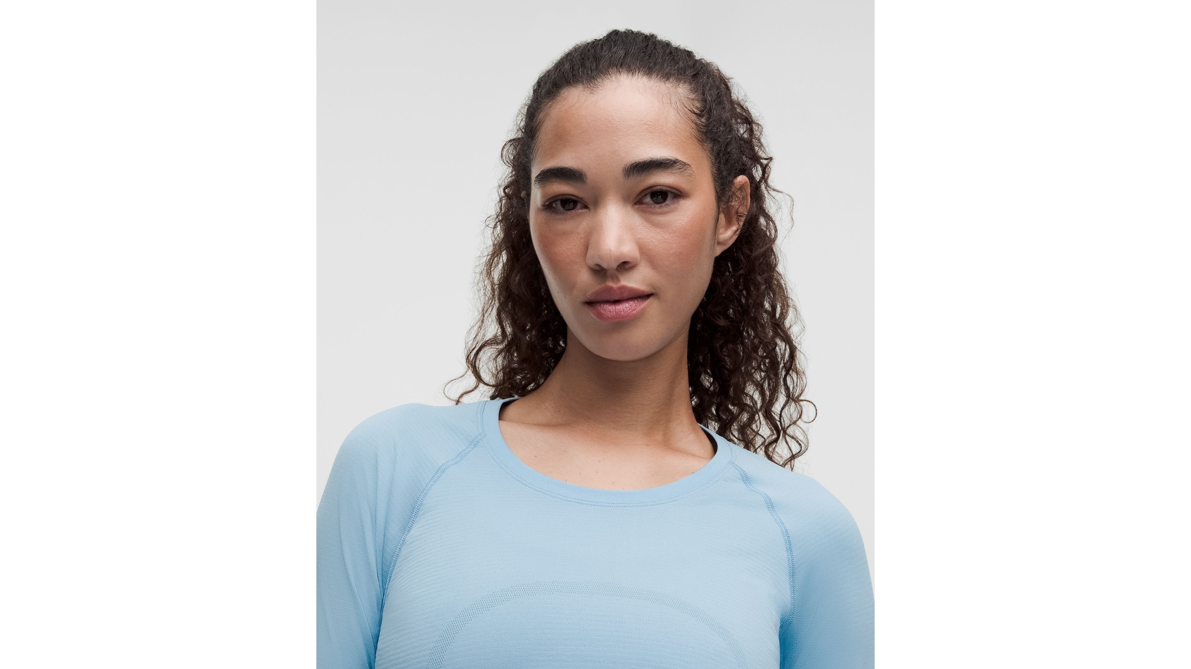 Swiftly Tech Long-Sleeve Shirt 2.0 *Hip Length