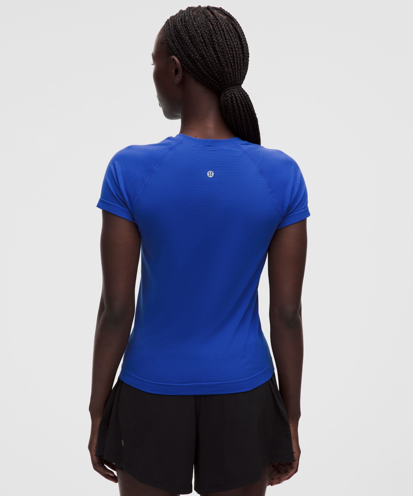 Женская футболка Lululemon Swiftly Tech Short-Sleeve 2.0 — фото 3