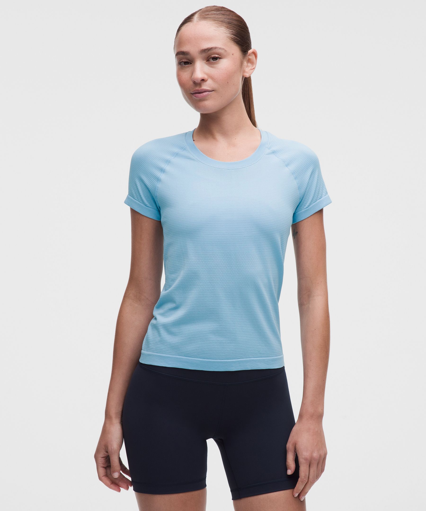 Swiftly Tech Short-Sleeve Shirt 2.0 *Waist Length