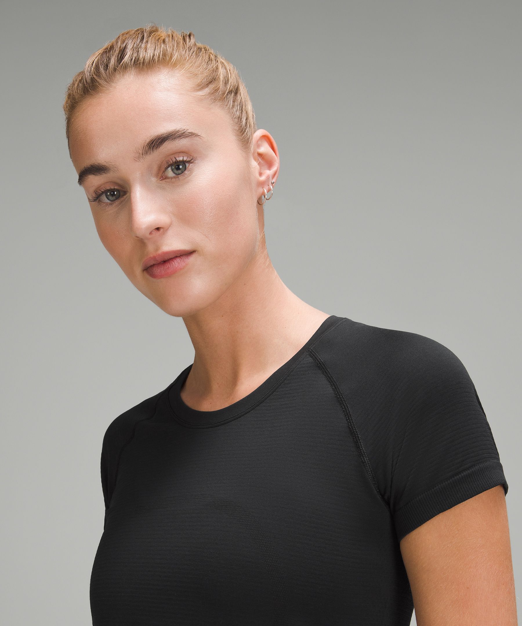 Swiftly Tech Short-Sleeve Shirt 2.0 *Waist Length | Women's Short Sleeve Shirts & Tee's