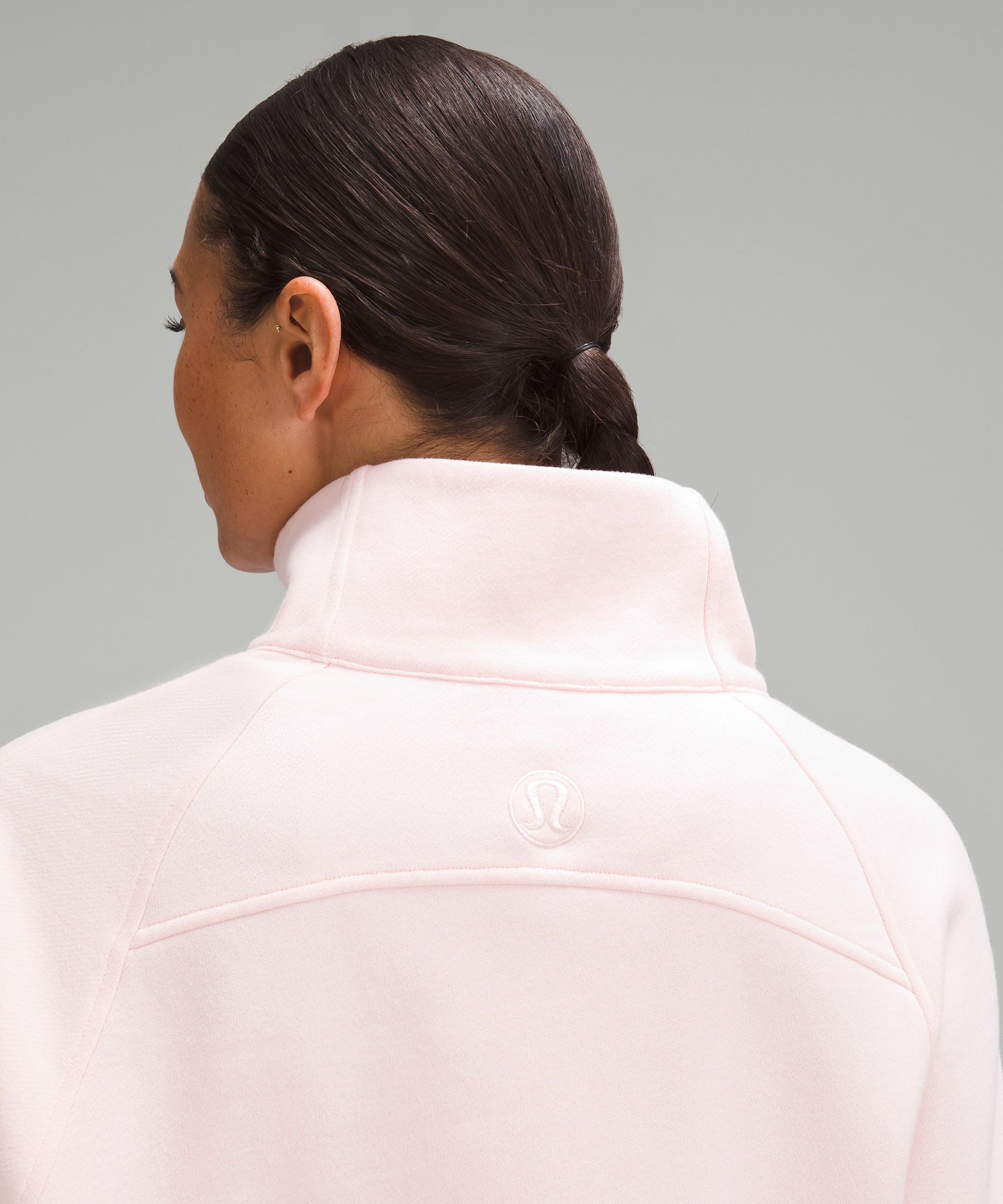 Spotted on Japan's website: Heathered Purple Blossom Lite OS Scuba Funnel  Neck Half Zip 🥰 : r/lululemon