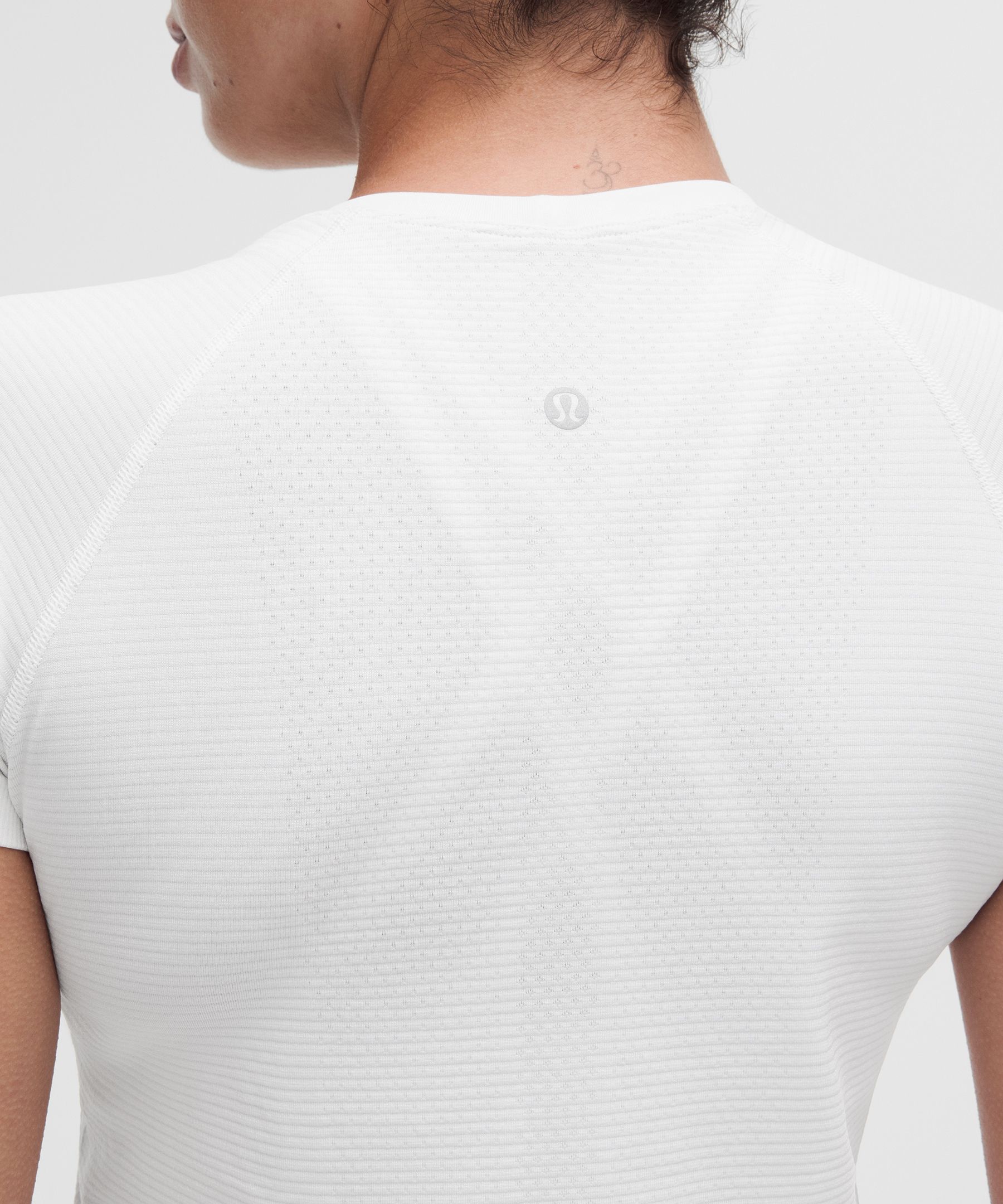 Swiftly Tech Short-Sleeve Shirt 2.0 *Waist Length