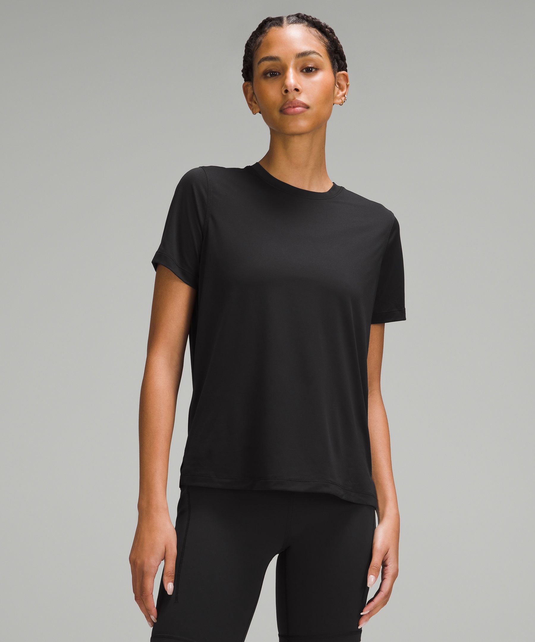 Lululemon athletica Ultralight Hip-Length T-Shirt, Women's Short Sleeve  Shirts & Tee's