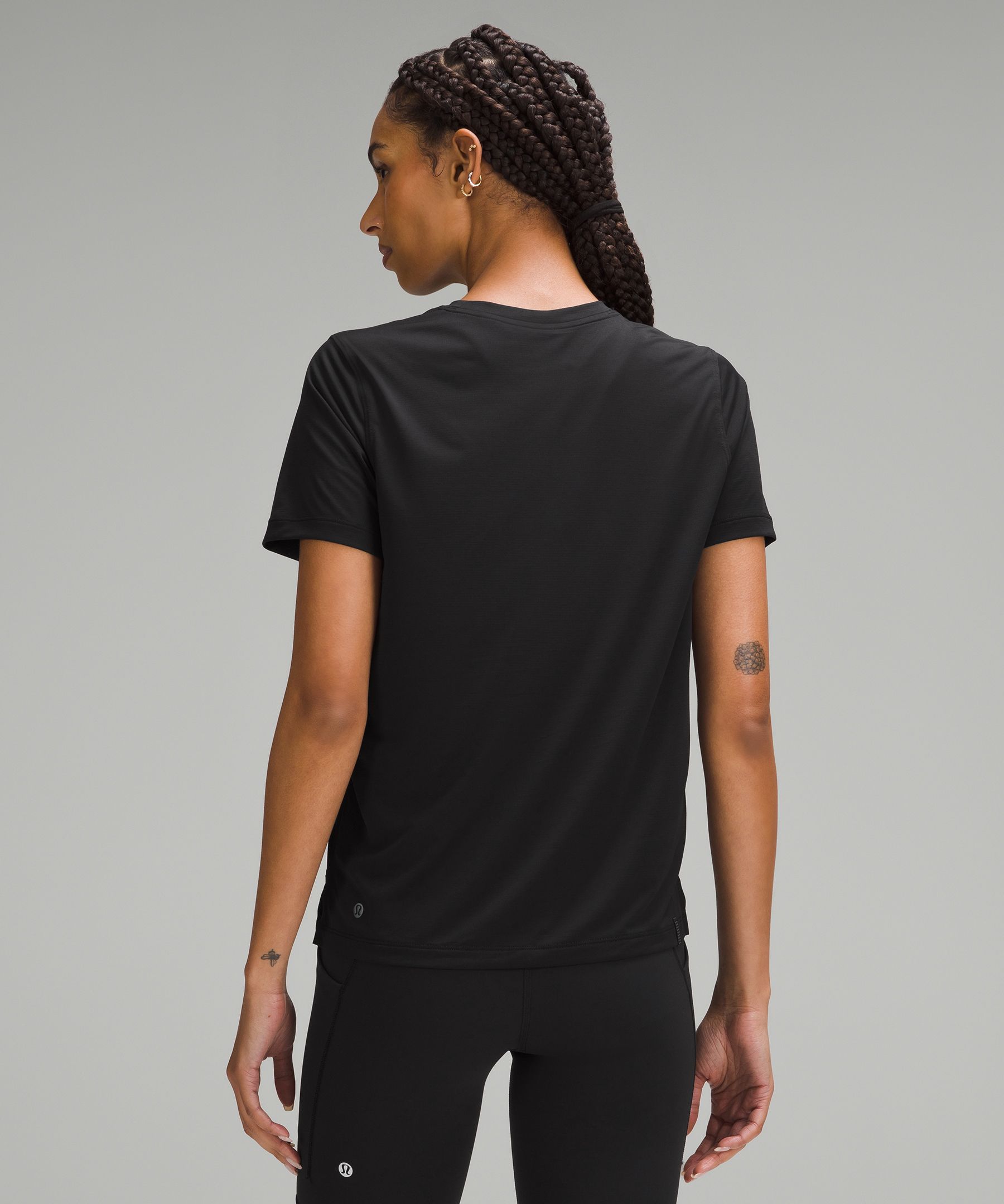 Lululemon Softstreme Gathered T-Shirt - Black / Size 4
