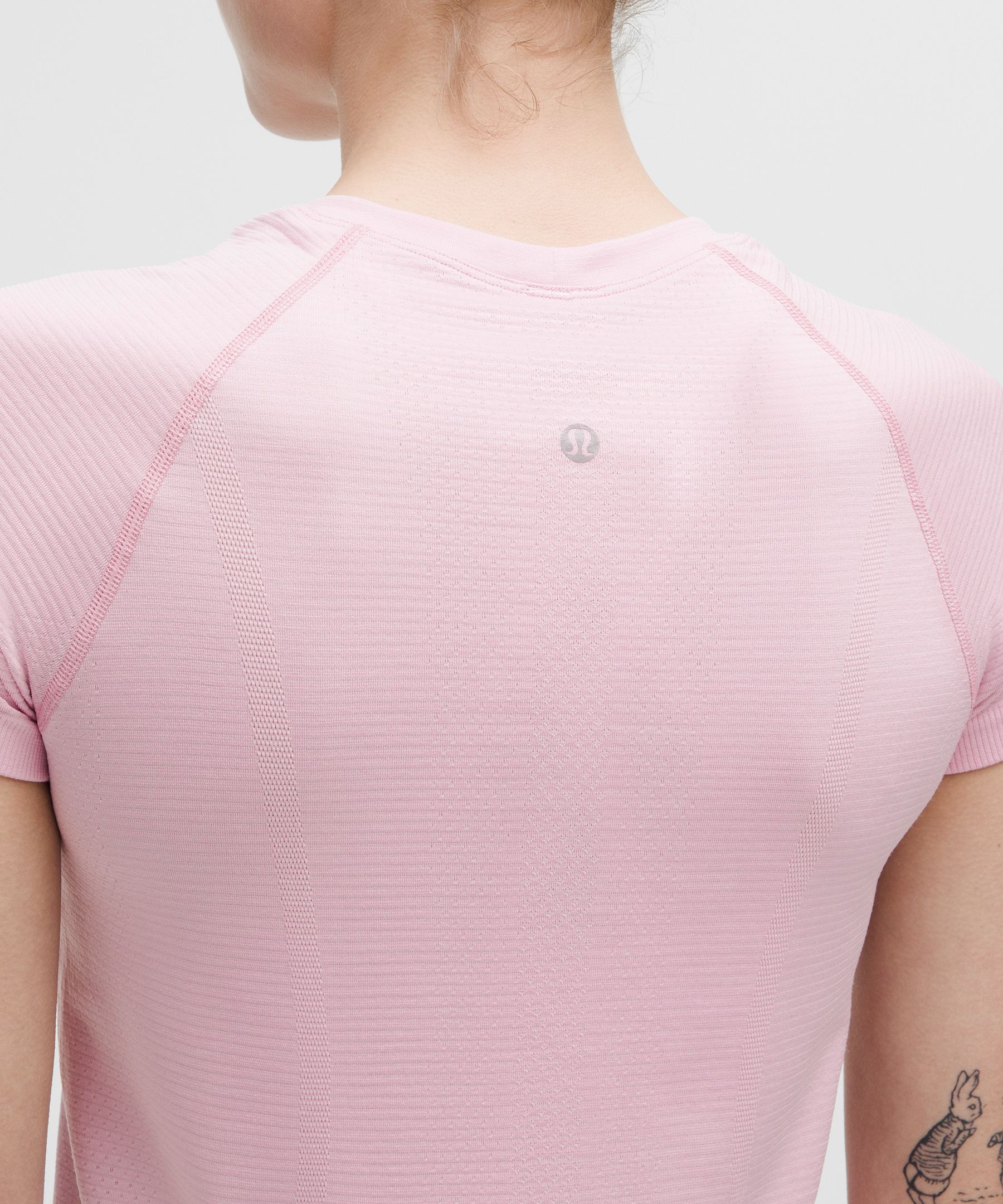 Swiftly Tech Short-Sleeve Shirt 2.0 *Hip Length | Women's