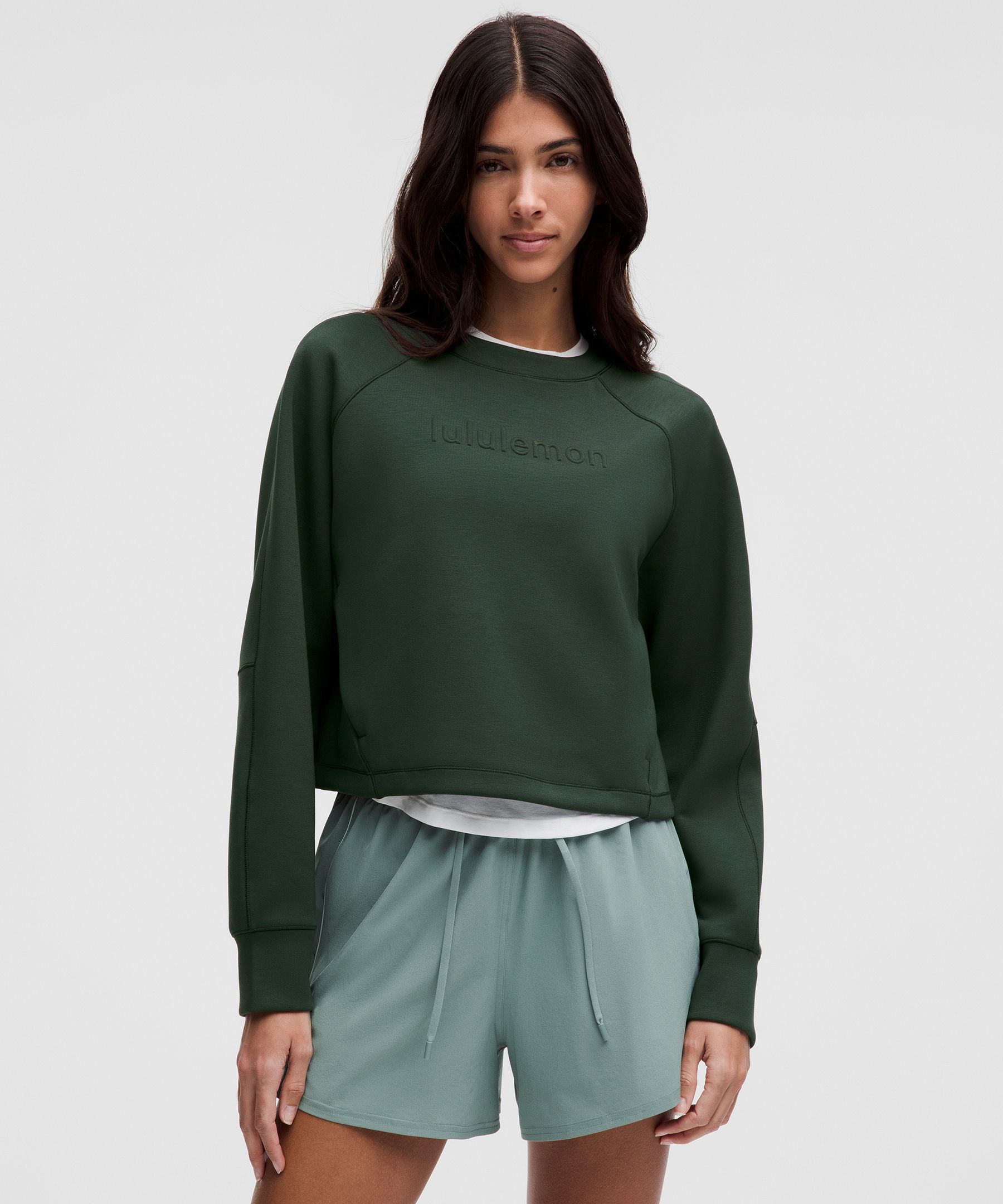 Smooth Spacer Cropped Pullover Graphic - Green