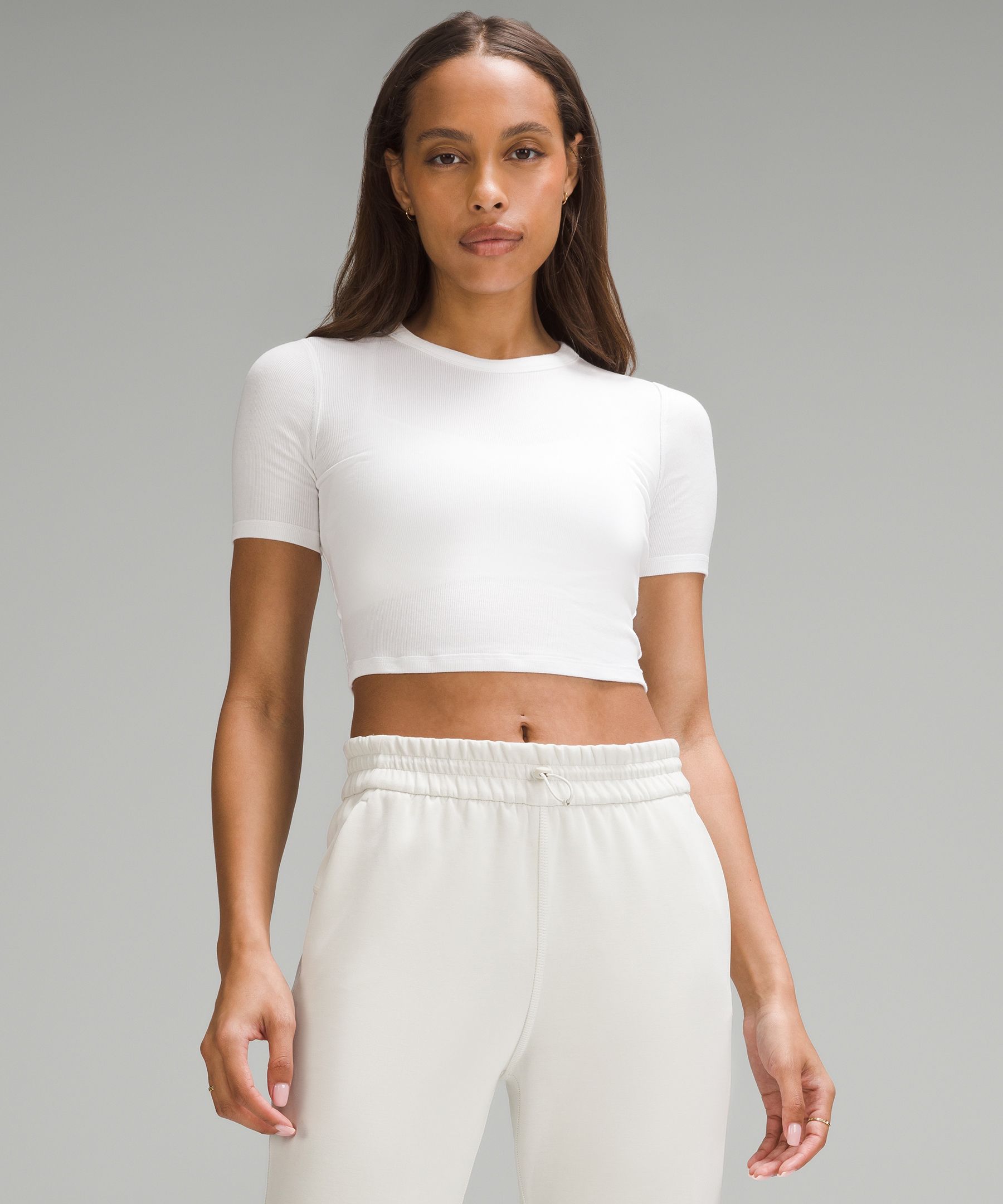 Hold Tight Straight-Hem Cropped T-Shirt