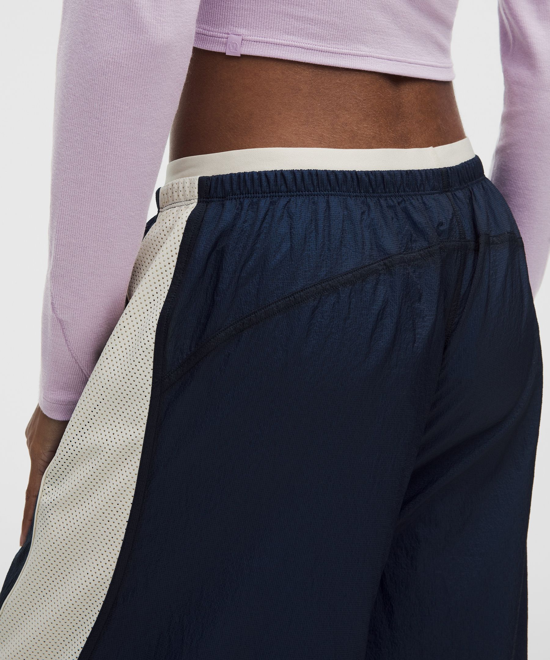 Hold Tight Straight-Hem Cropped Long-Sleeve Shirt