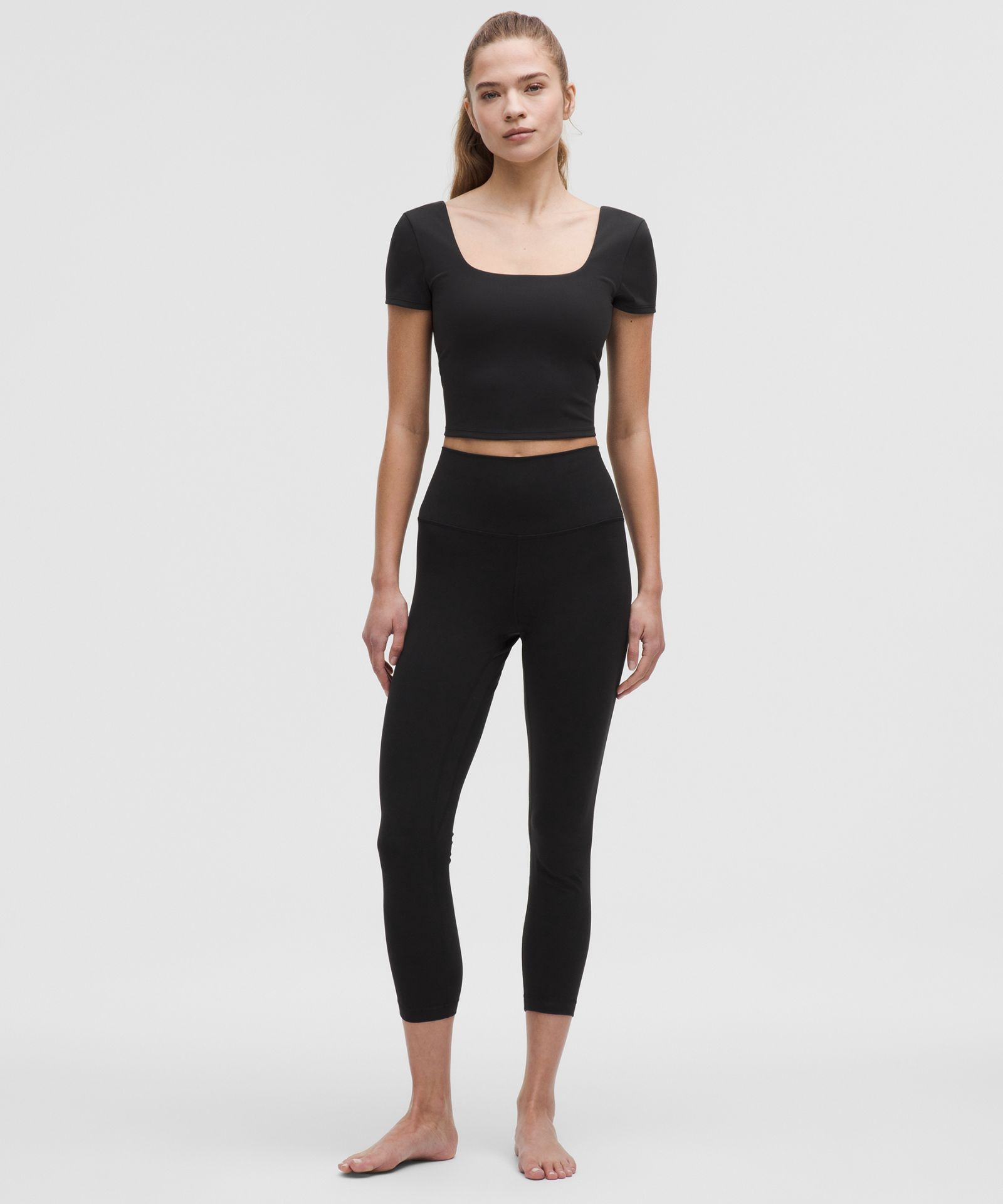 Lululemon Wunder Under SmoothCover Square-Neck T-Shirt — фото 2