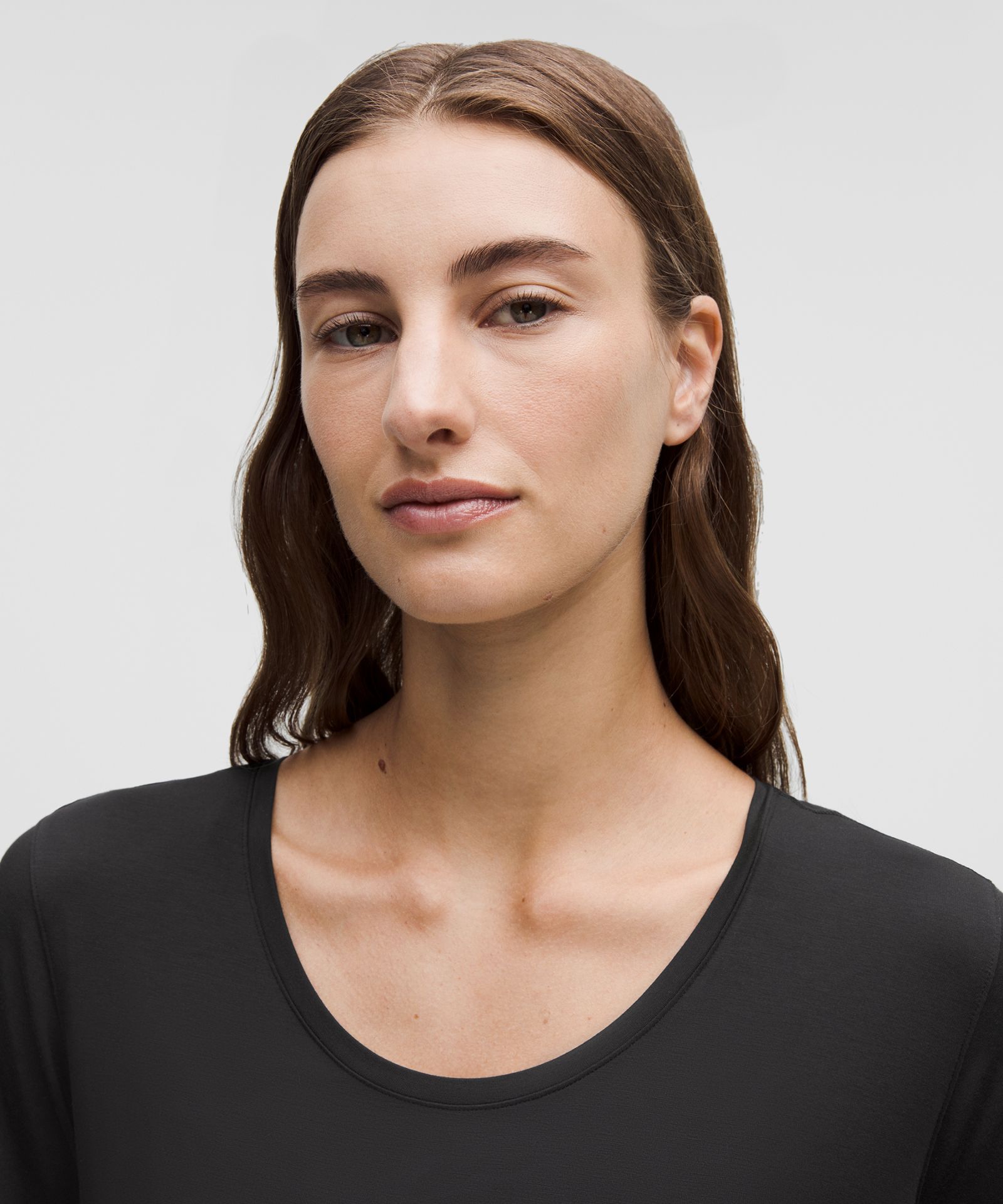 Lululemon Modal-Silk Twist-Back Short-Sleeve Shirt — фото 4