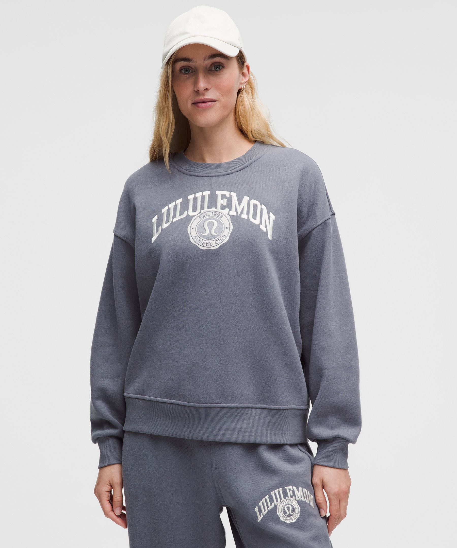 Perfectly Oversized Crew Graphic - Grey