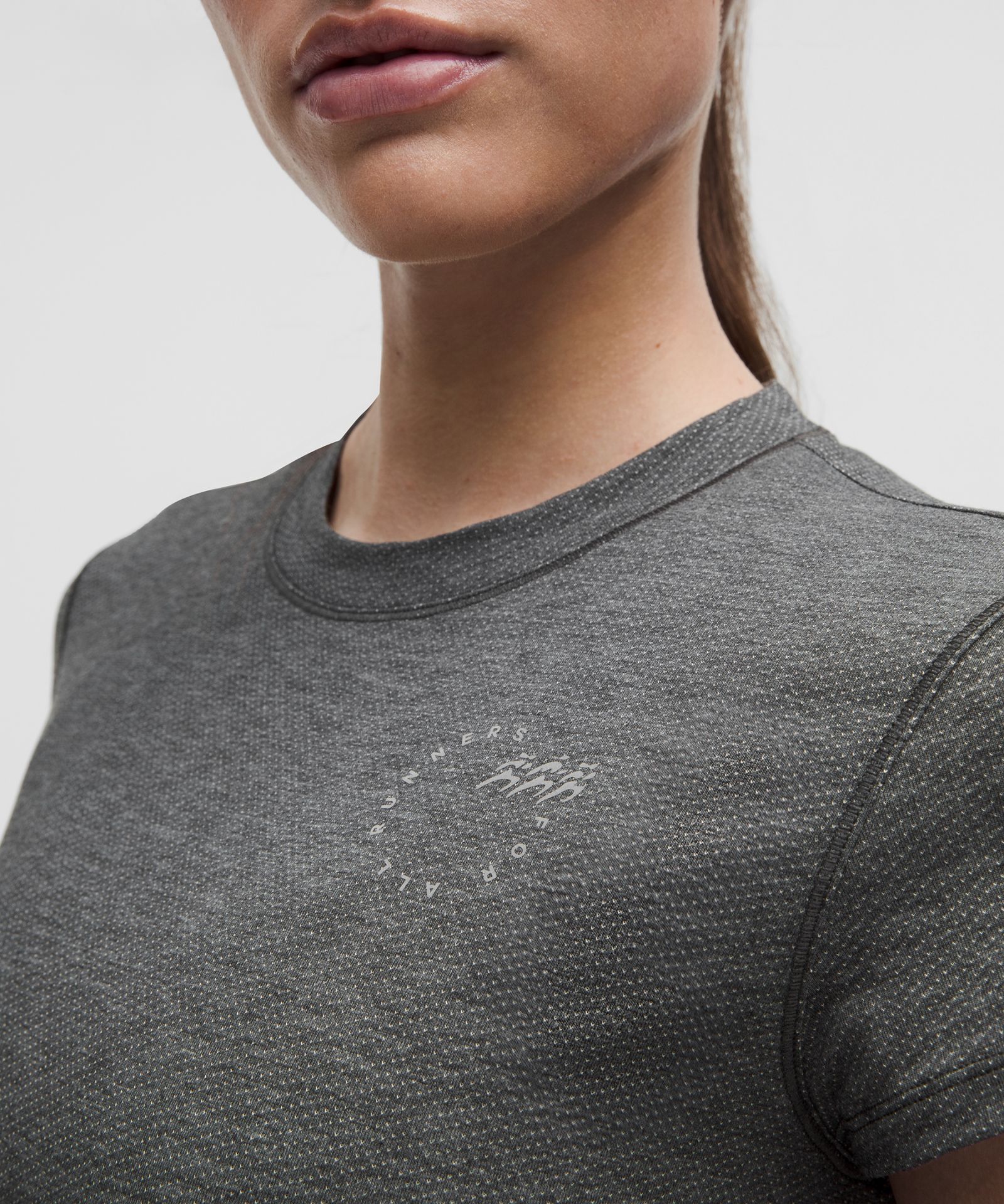 Lululemon Mile Maker Run Crew Graphic Mesh Short-Sleeve Shirt — фото 5