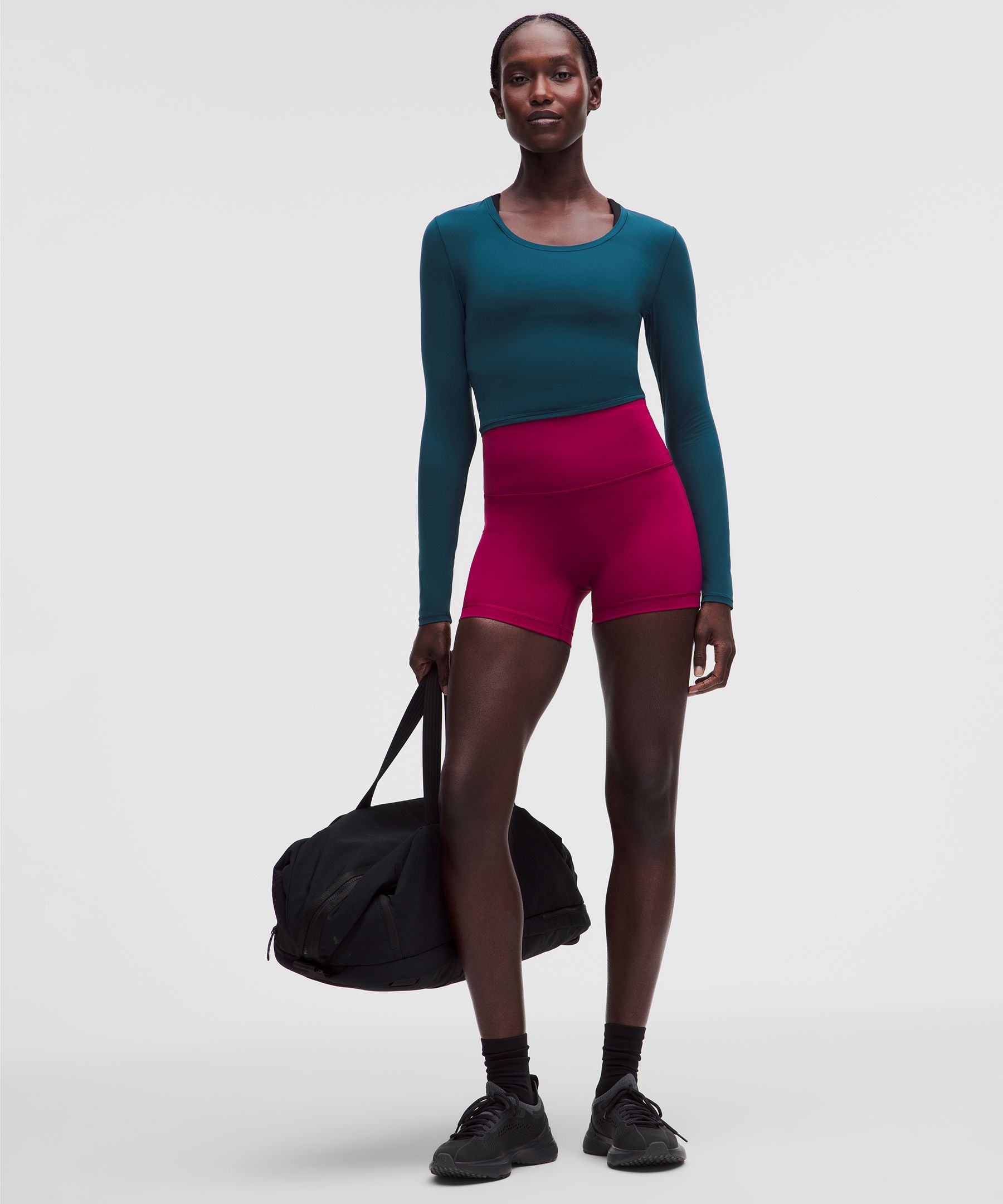 Unrestricted Power Cropped Long-Sleeve Shirt