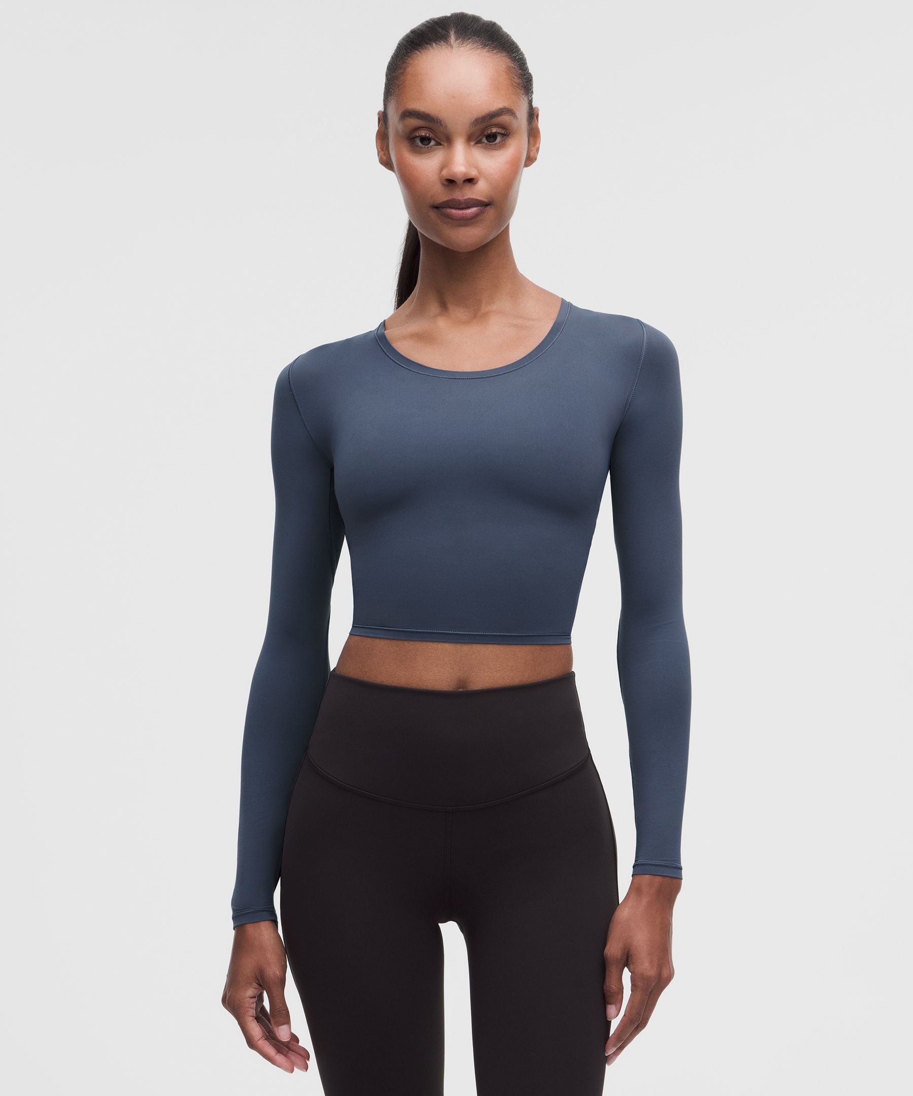 Unrestricted Power Cropped Long-Sleeve Shirt