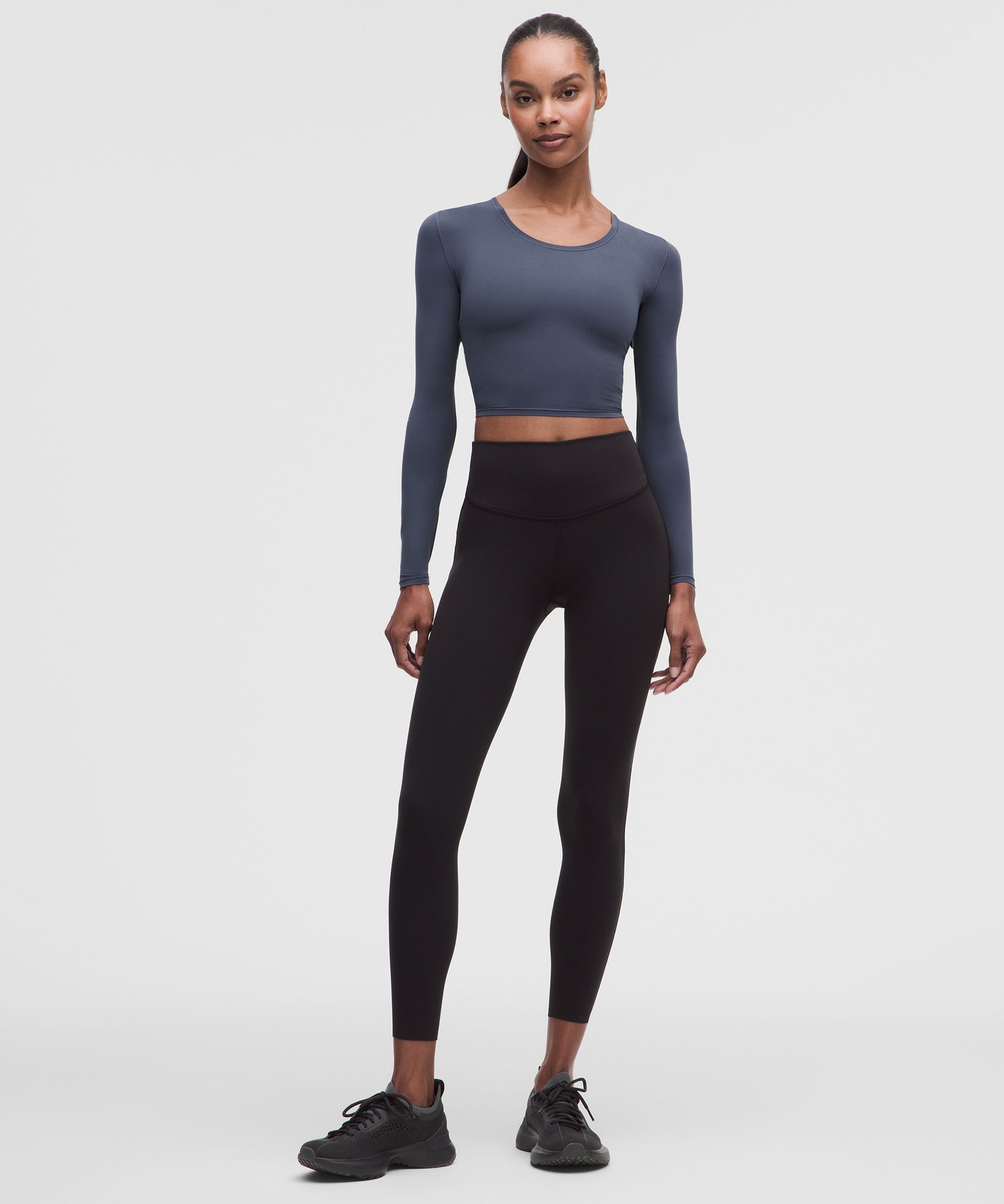 Unrestricted Power Cropped Long-Sleeve Shirt