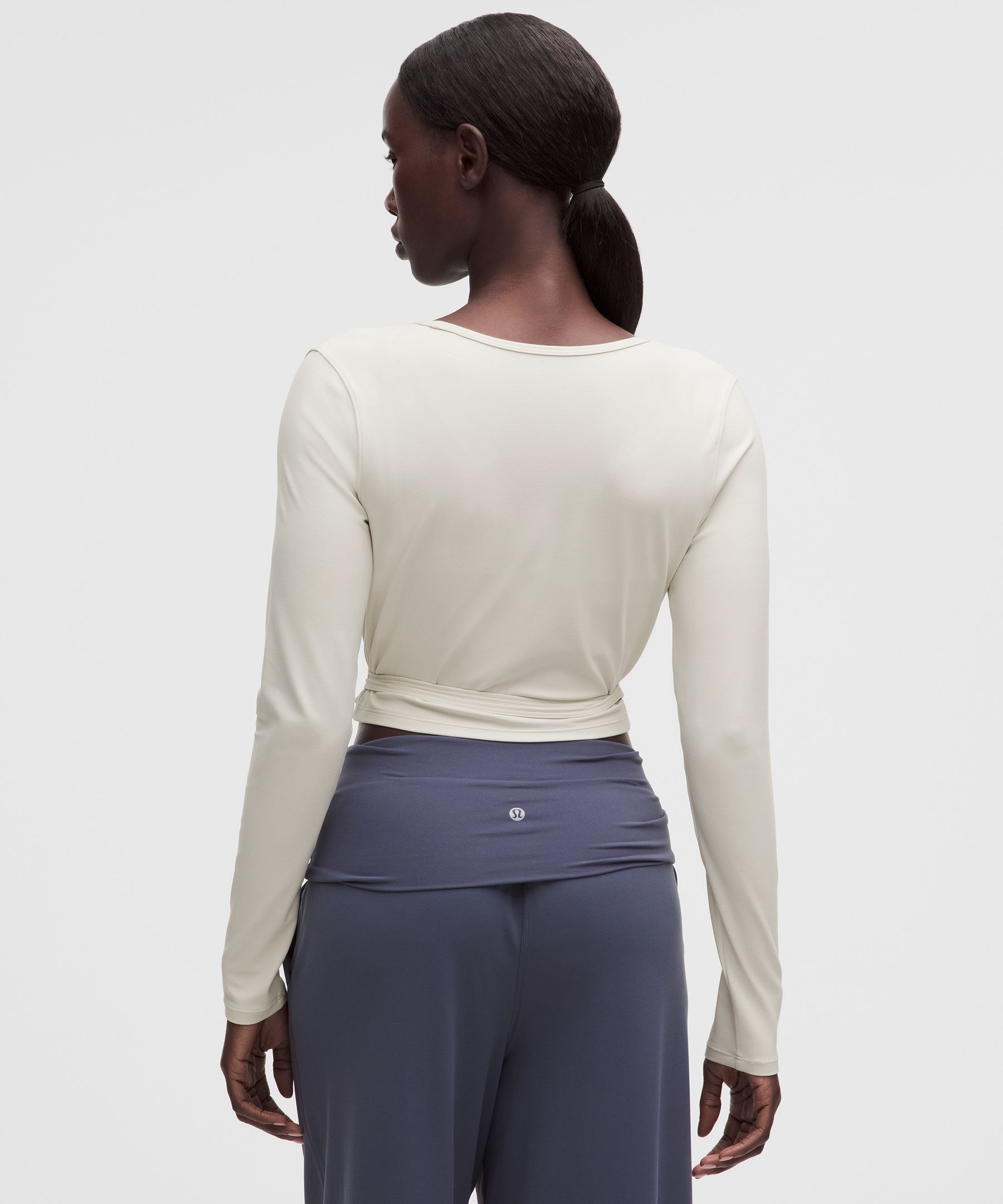 Chaqueta cropped de manga larga Nulu