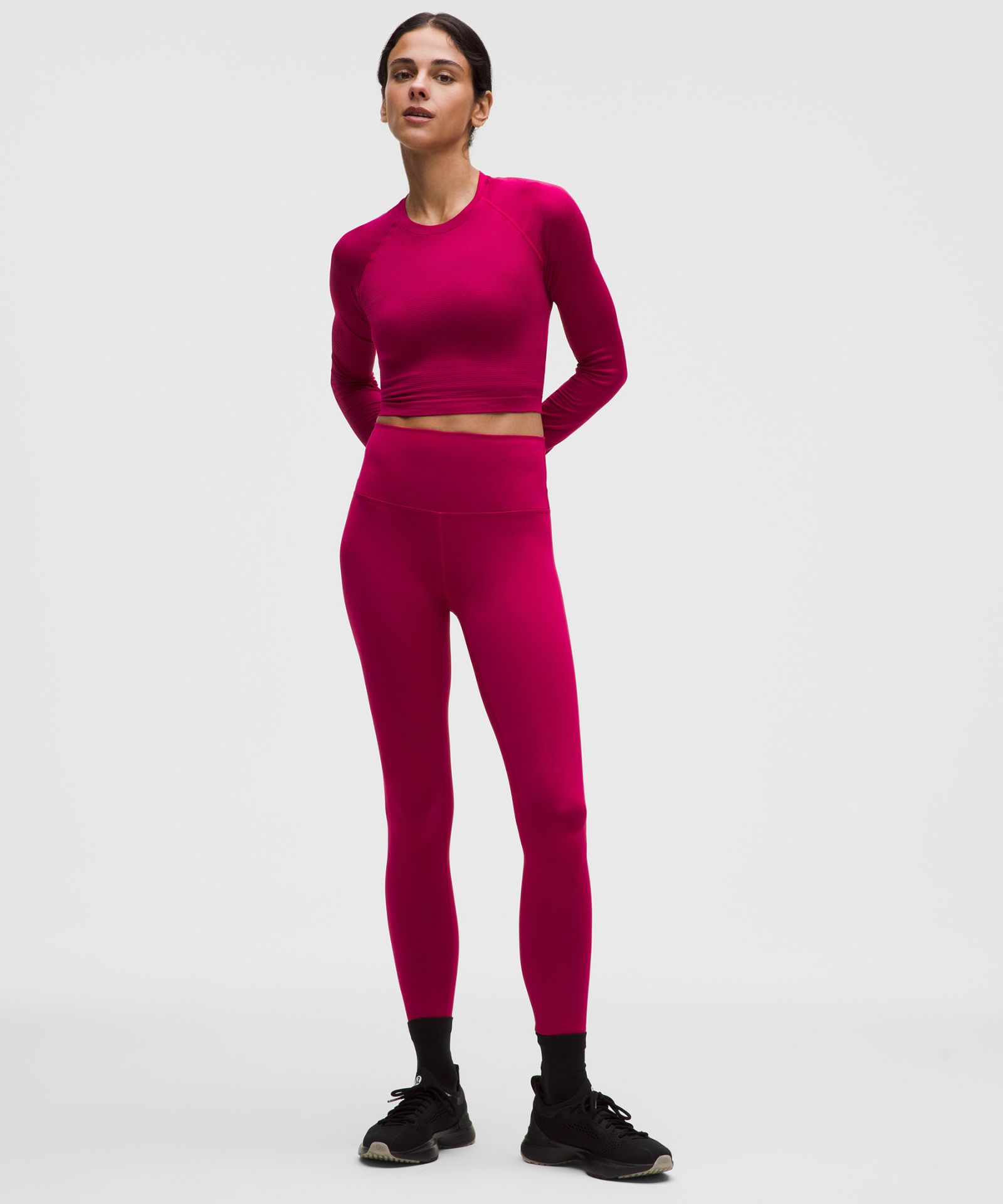 Женский укороченный лонгслив Lululemon Swiftly Tech 2.0 — фото 2