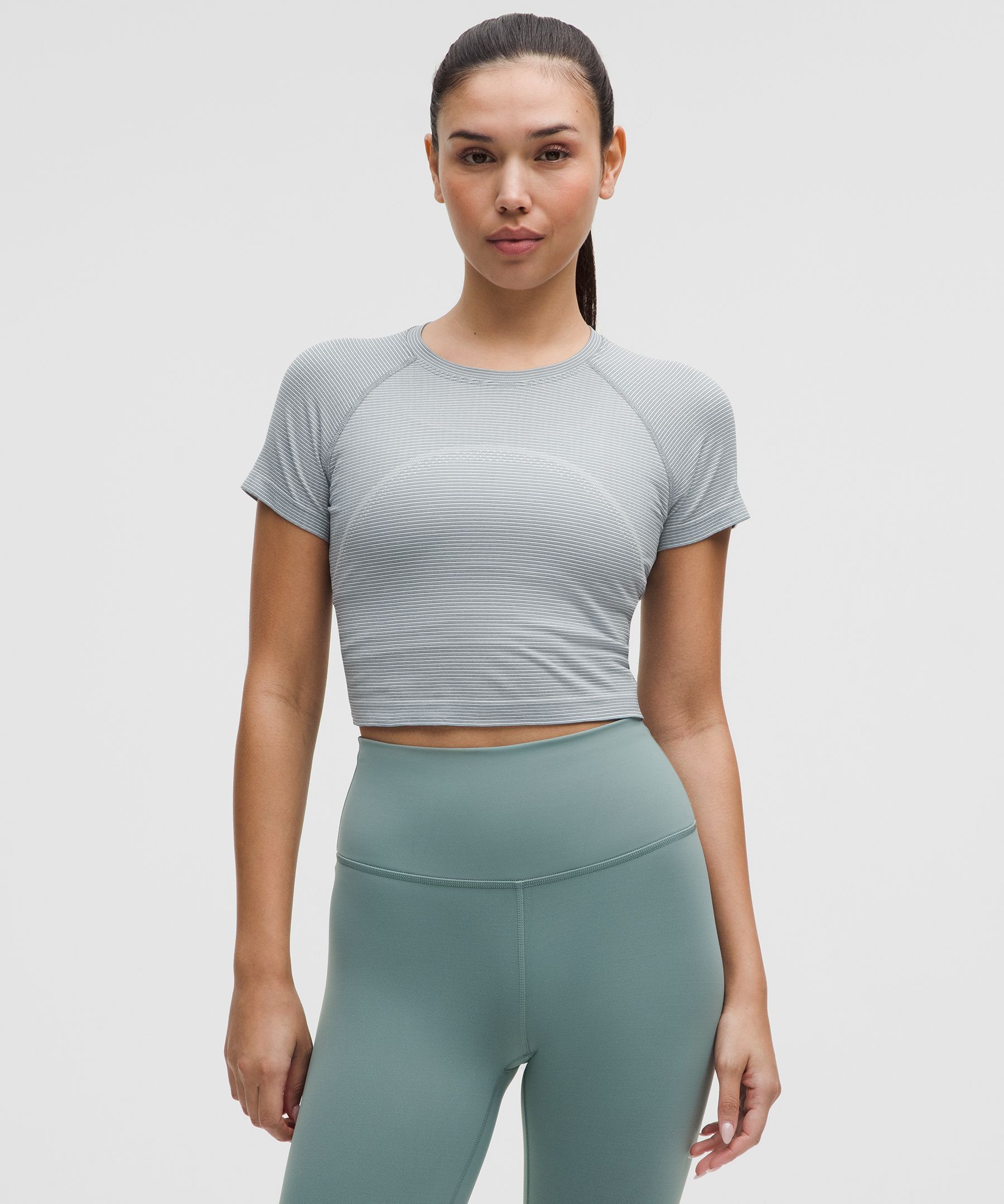 Swiftly Tech Cropped Short-Sleeve Shirt 2.0