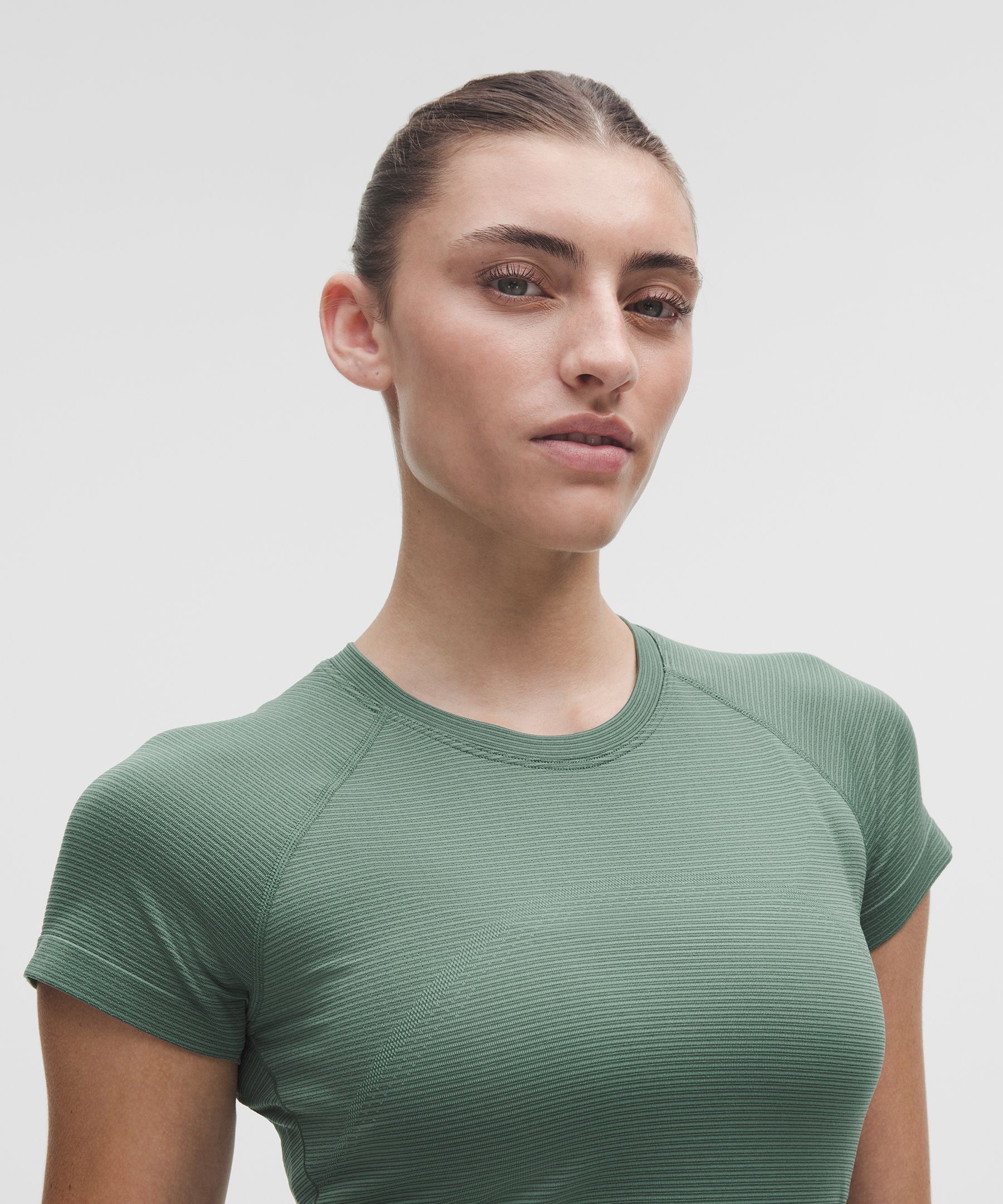 Lululemon Swiftly Tech Cropped Short-sleeve Shirt 2.0