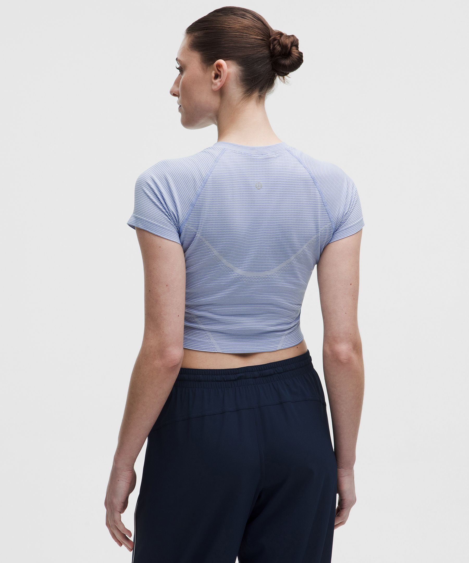Swiftly Tech Cropped Short-Sleeve Shirt 2.0
