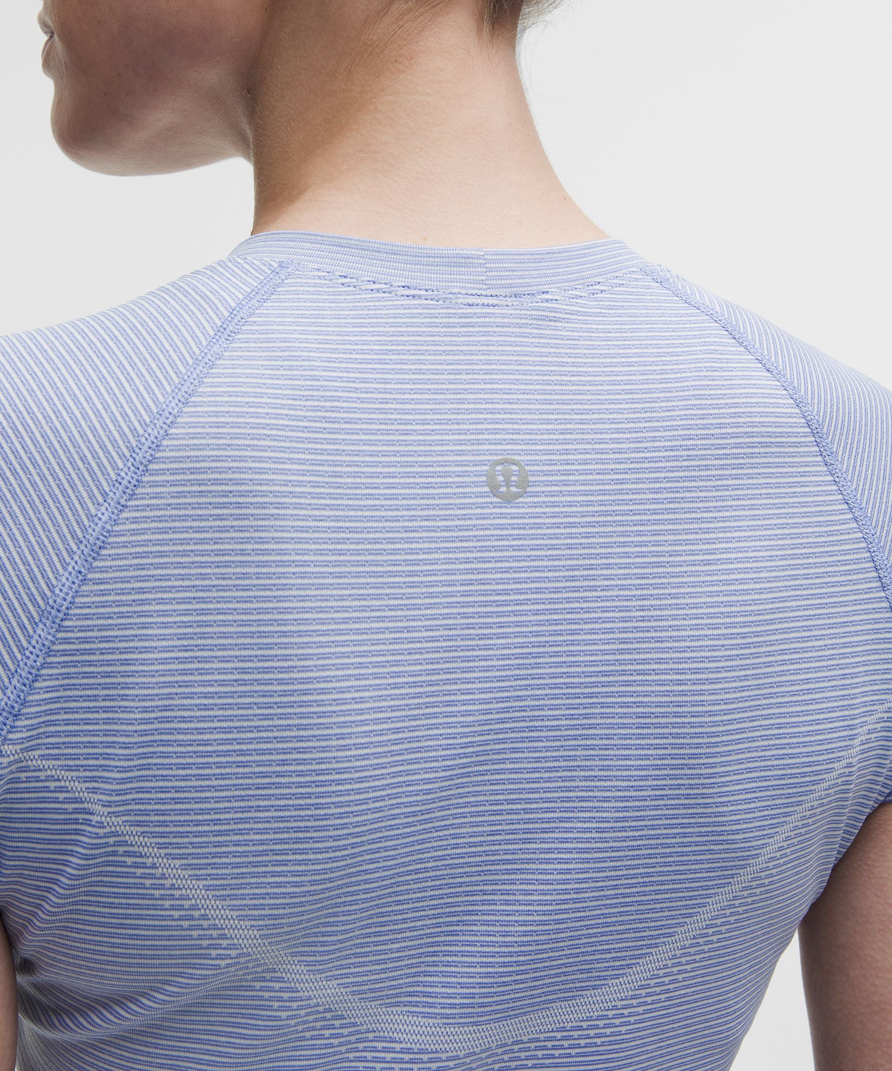 Swiftly Tech Cropped Short-Sleeve Shirt 2.0
