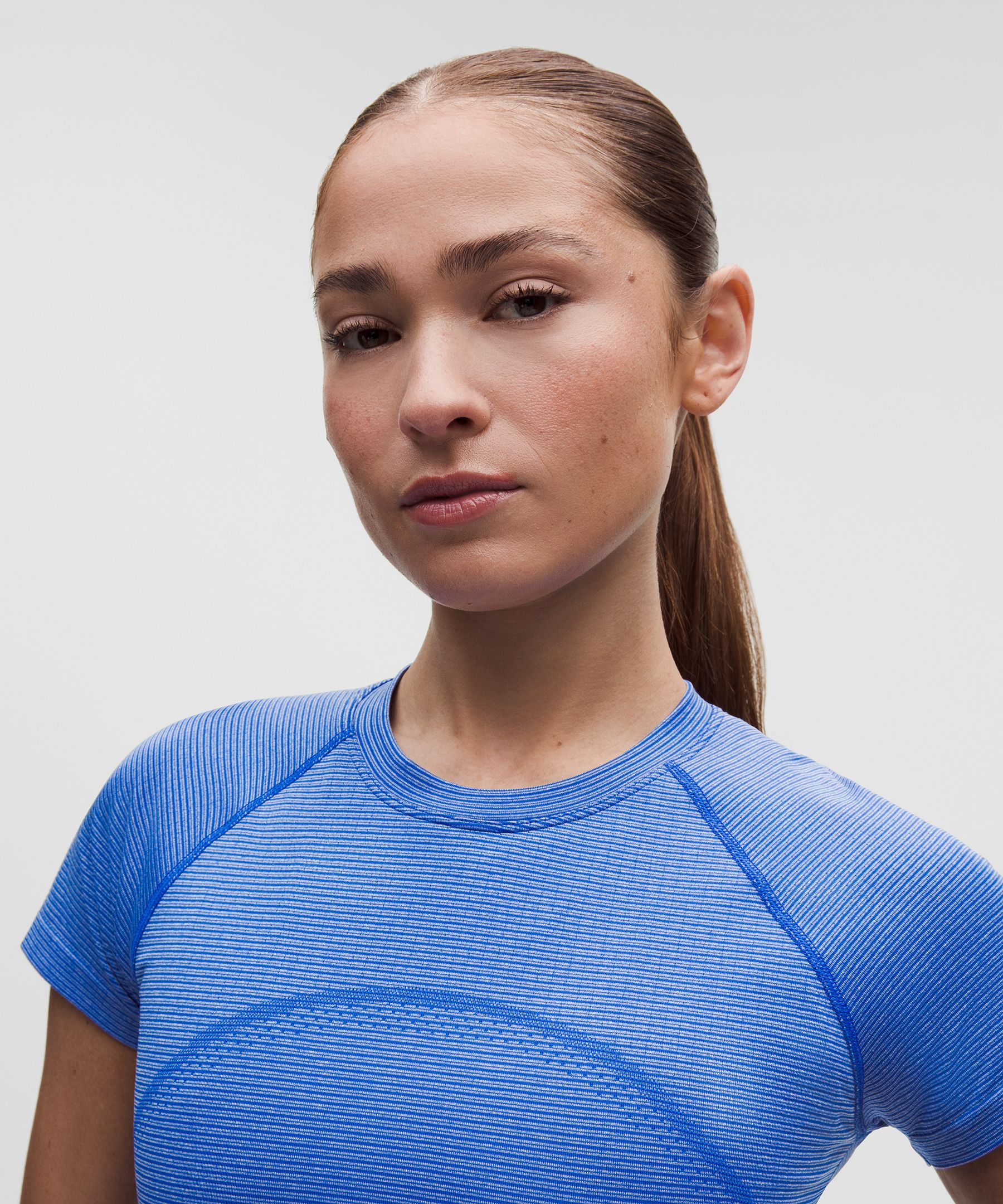 Swiftly Tech Cropped Short-Sleeve Shirt 2.0
