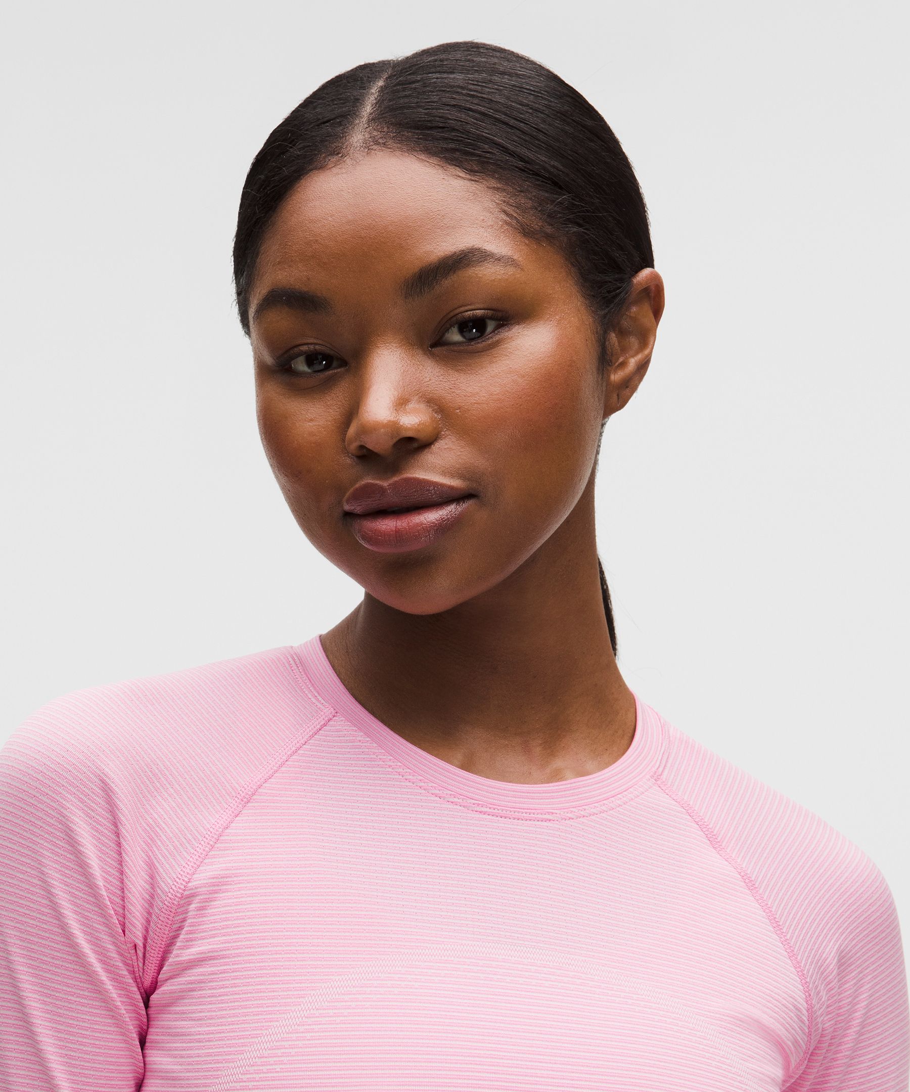 Swiftly Tech Cropped Long-Sleeve Shirt 2.0
