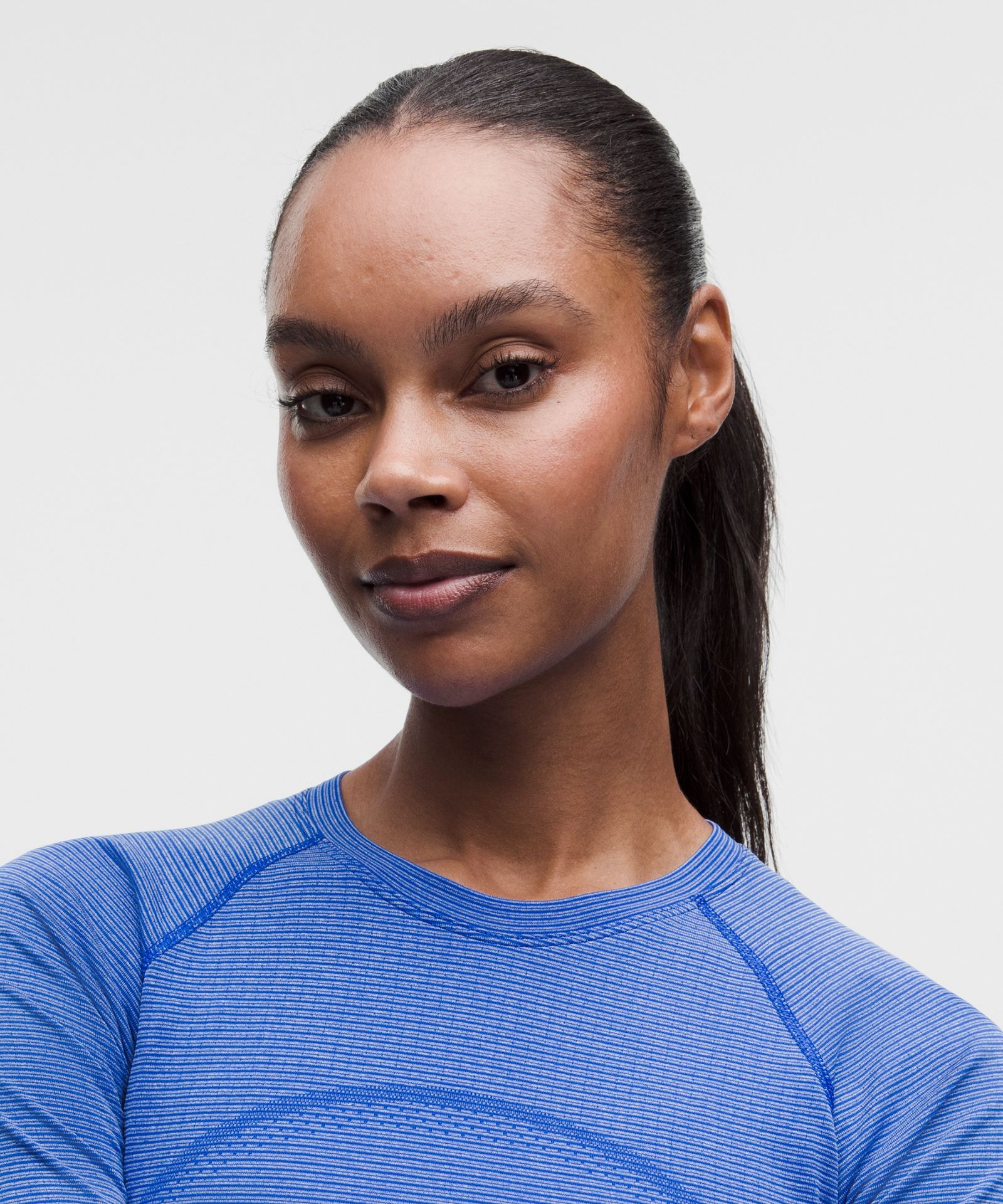 Женский укороченный лонгслив Lululemon Swiftly Tech 2.0 — фото 4