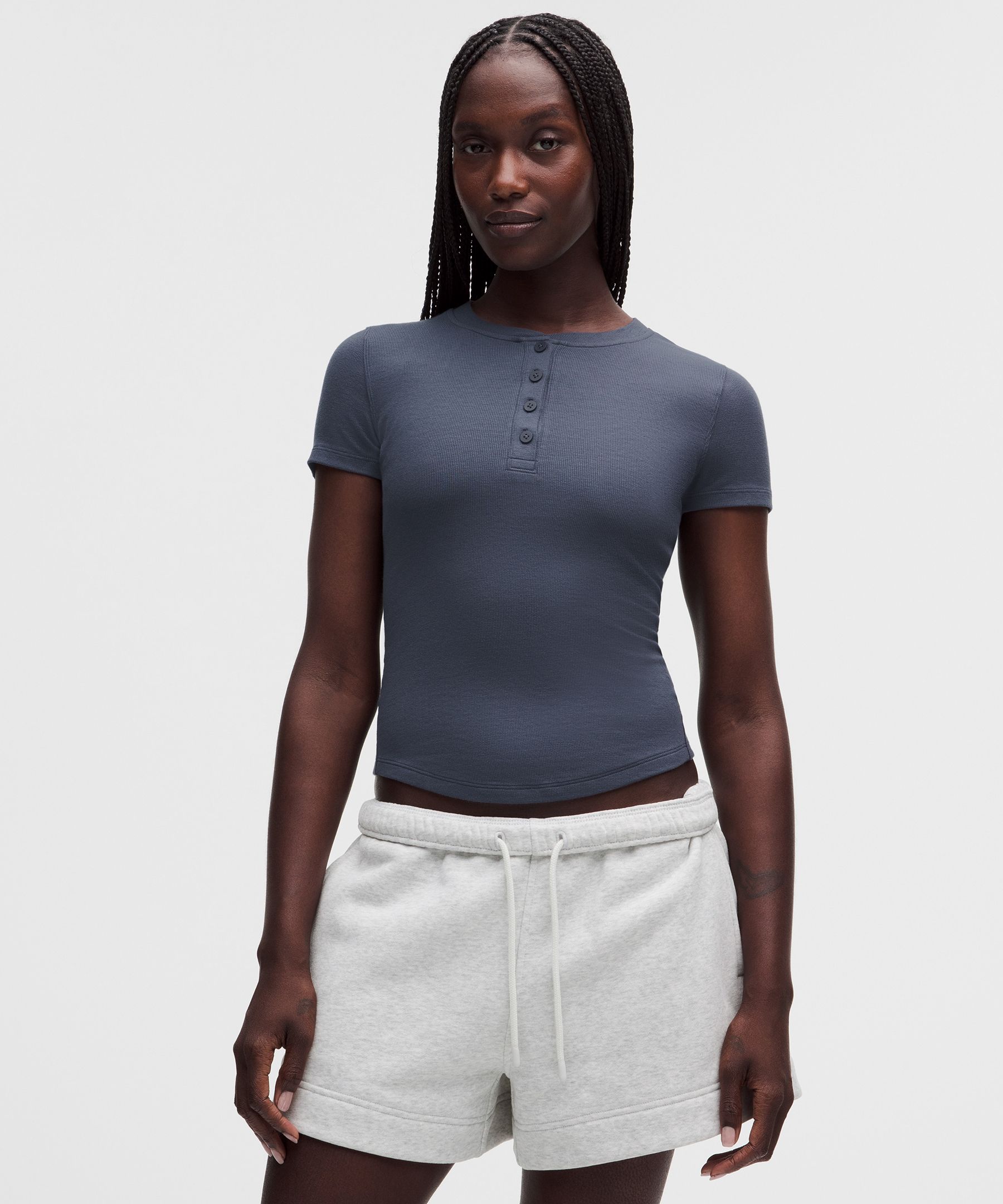 Hold Tight Henley-Kurzarmshirt