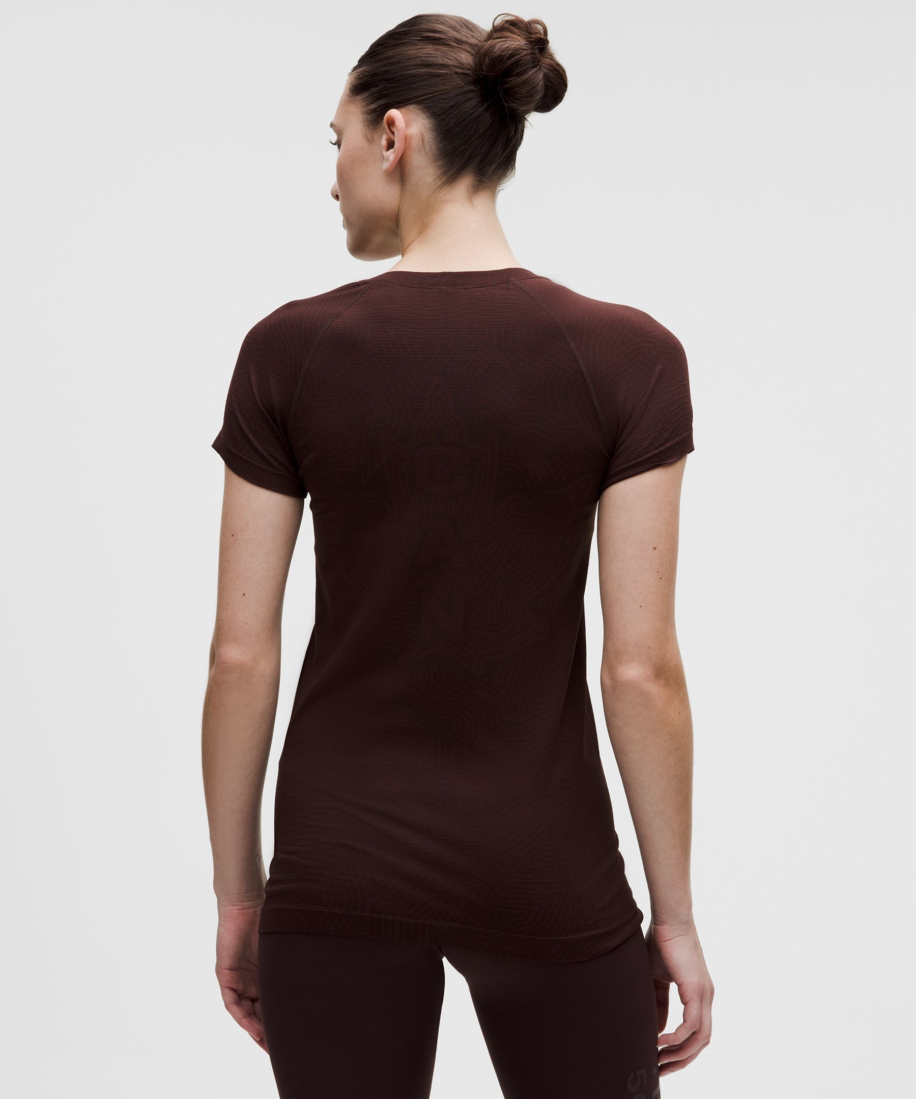 Team Canada Swiftly Tech Short-Sleeve Shirt 2.0 *COC Logo