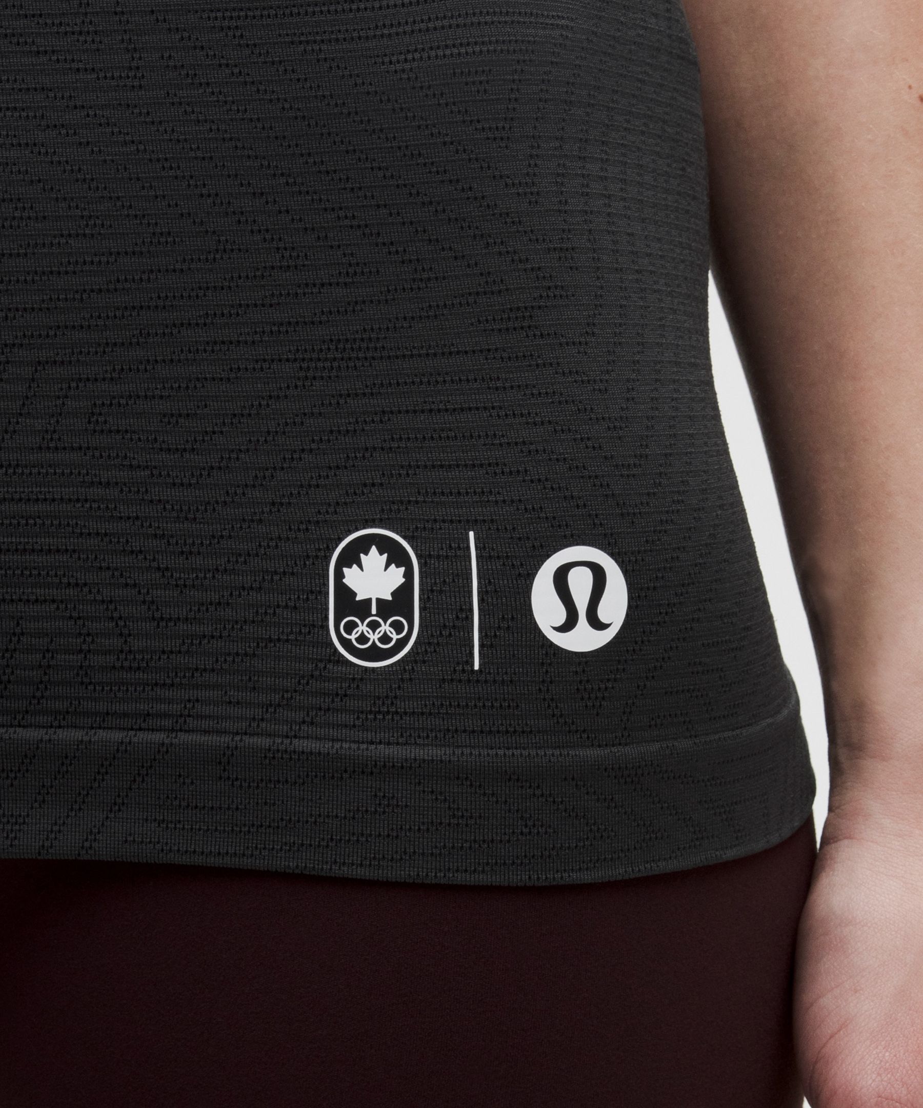 Team Canada Swiftly Tech Short-Sleeve Shirt 2.0 *COC Logo