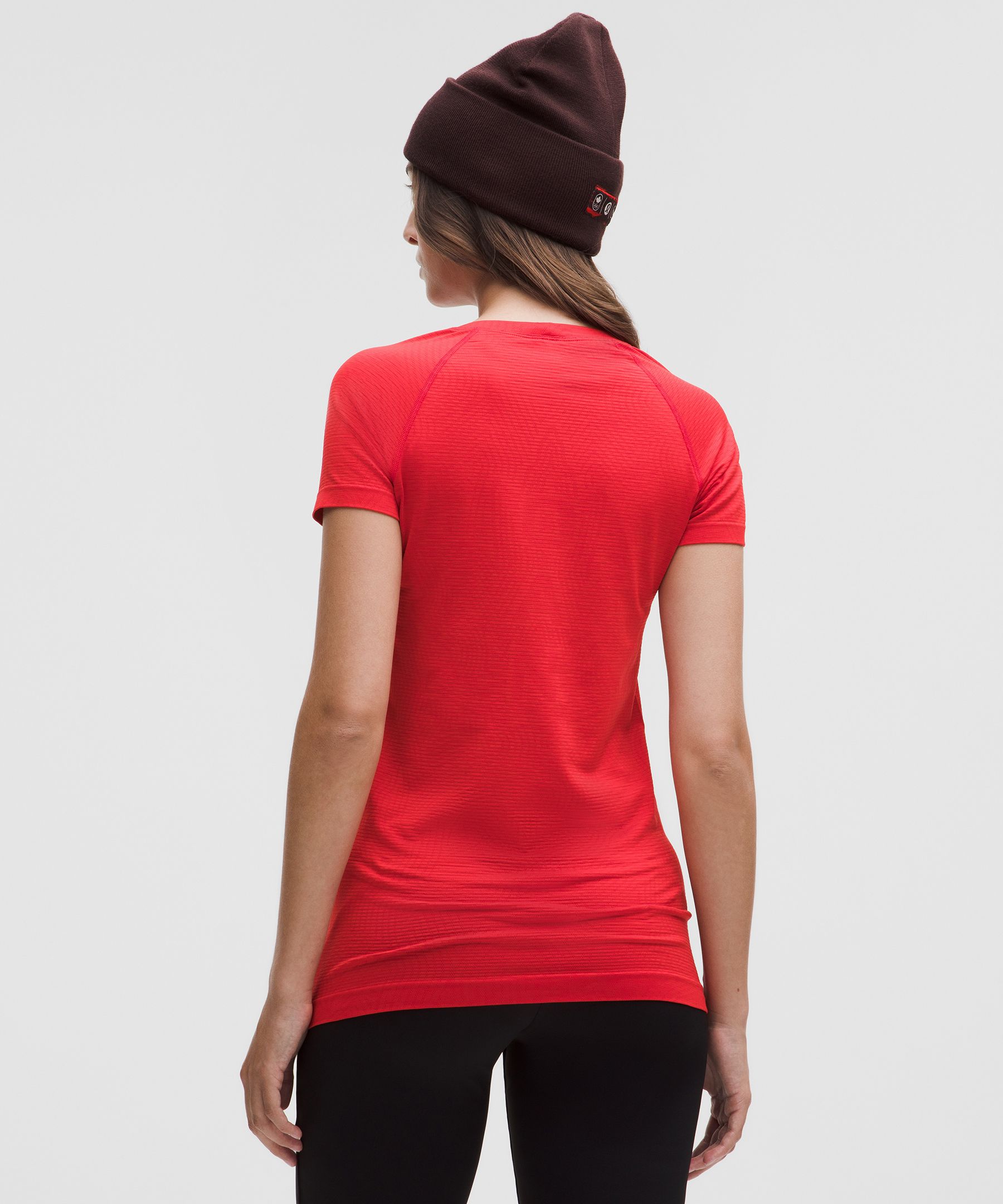 Team Canada Swiftly Tech Short-Sleeve Shirt 2.0 Hip Length *CPC Logo