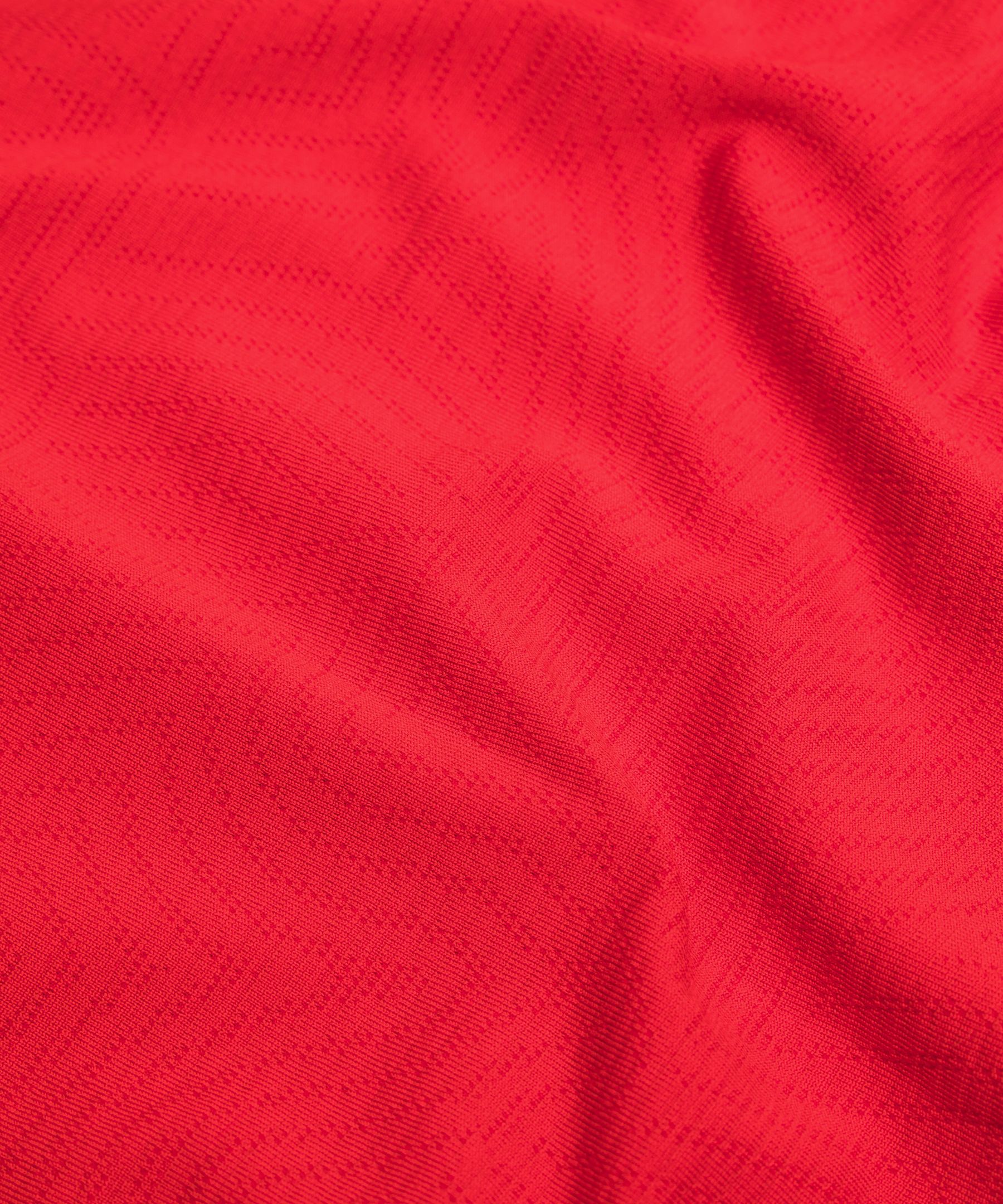 Team Canada Swiftly Tech Short-Sleeve Shirt 2.0 Hip Length *CPC Logo