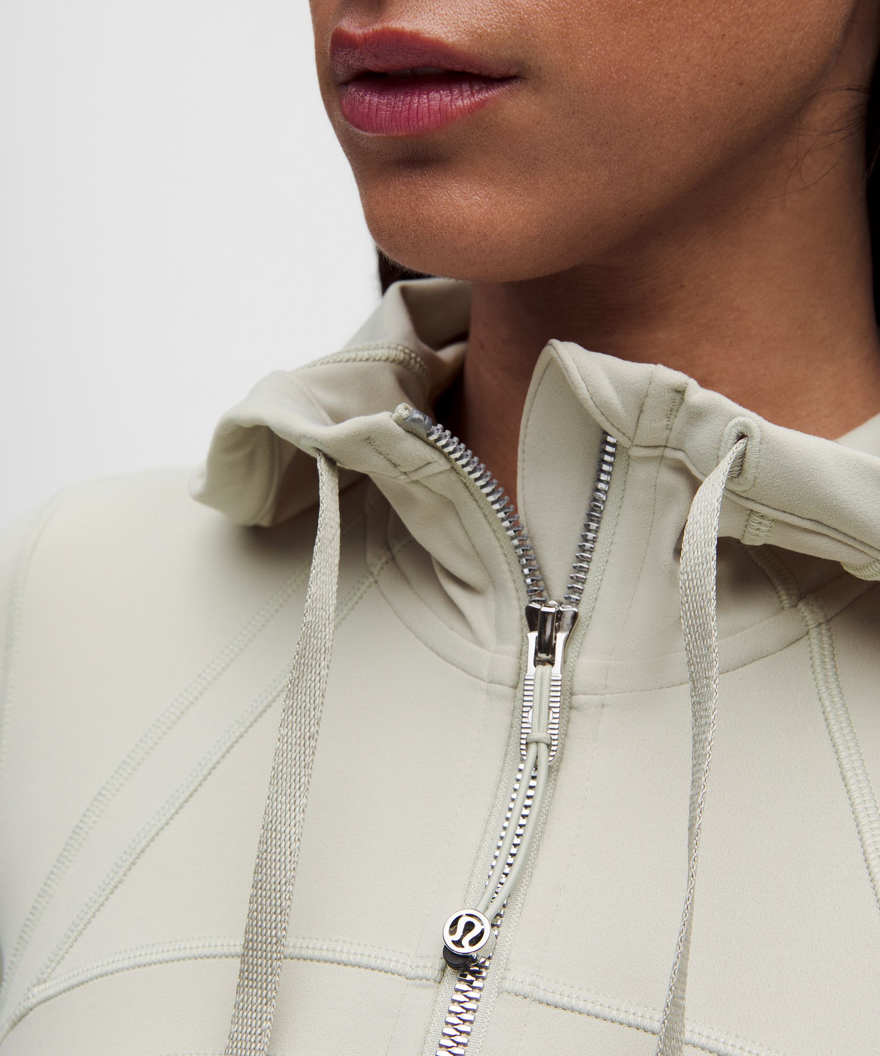 Define Cropped Hooded Jacket *Nulu