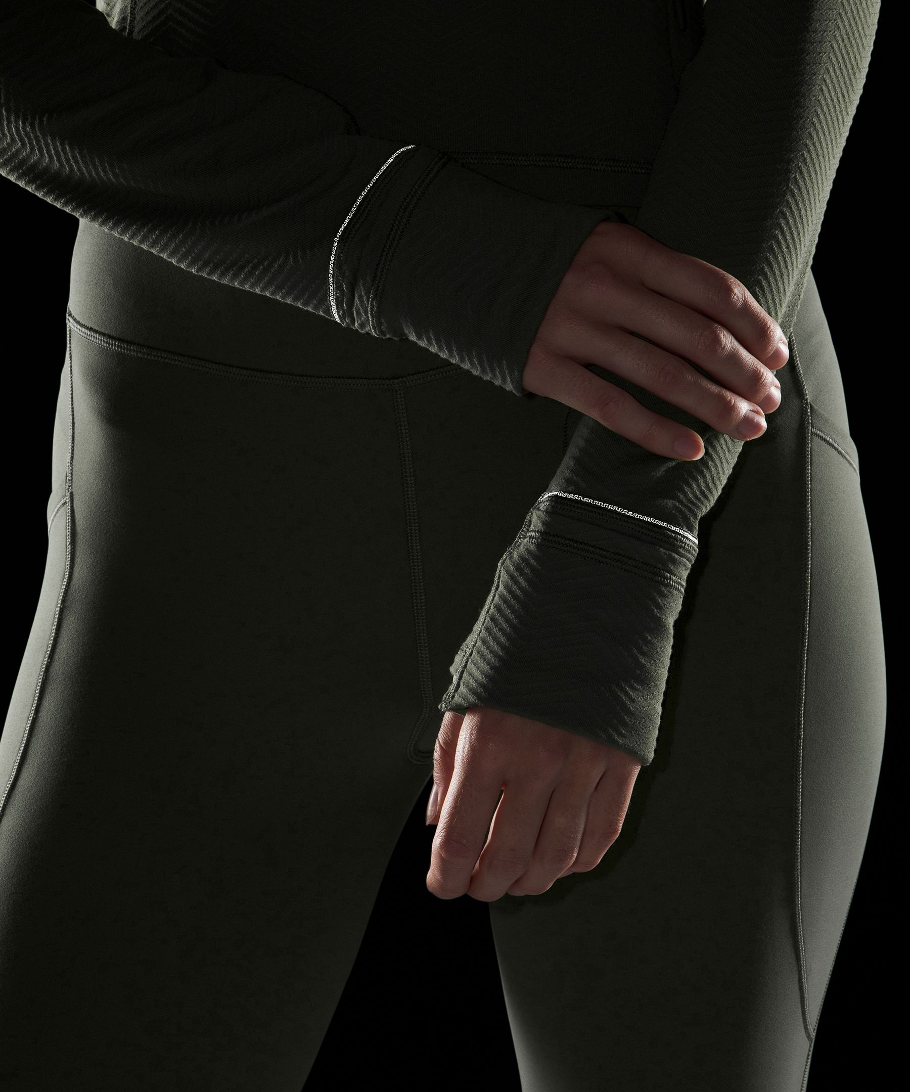 It's Rulu Cropped Half Zip 