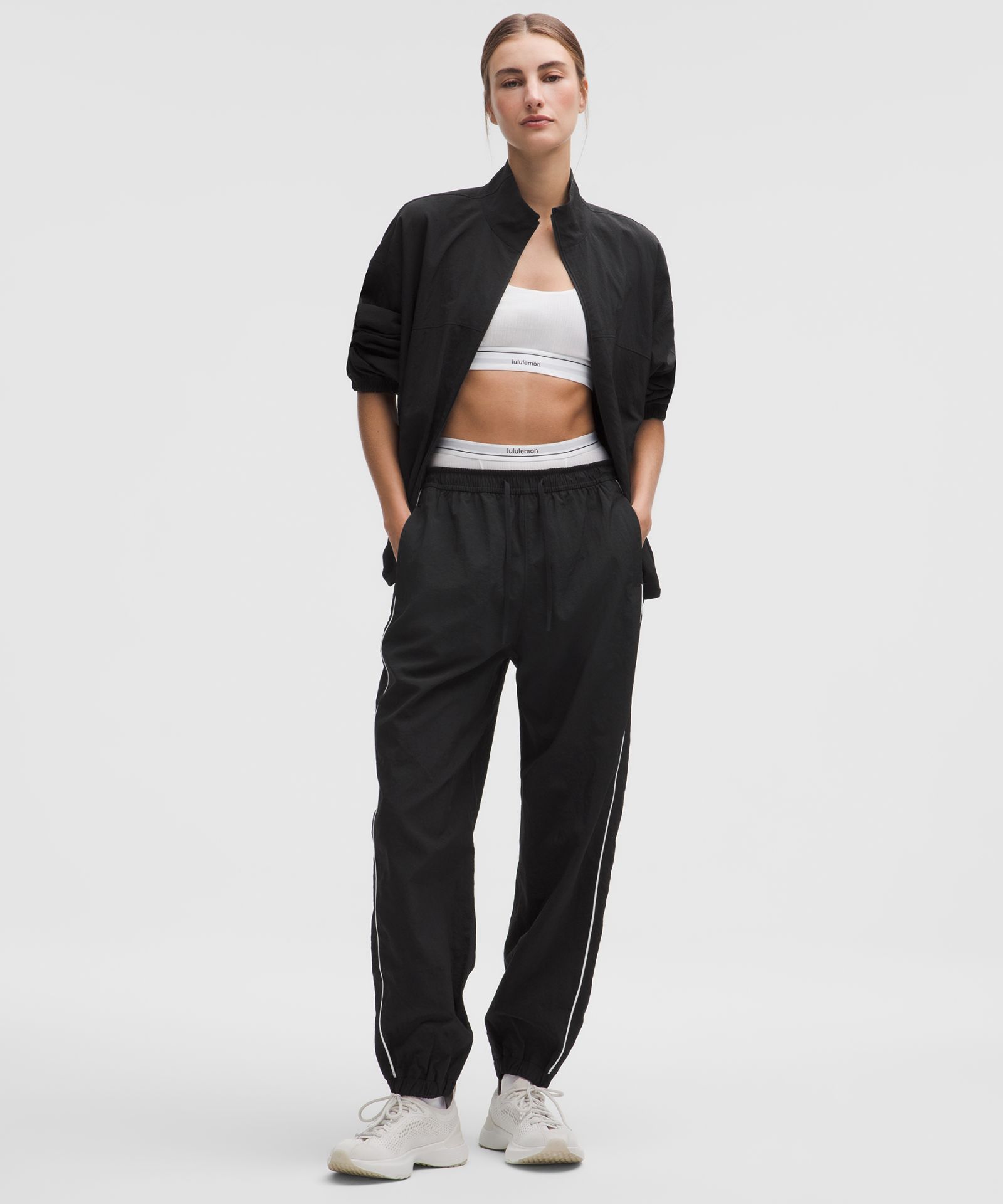 Женская куртка Lululemon License to Train оверсайз — фото 2