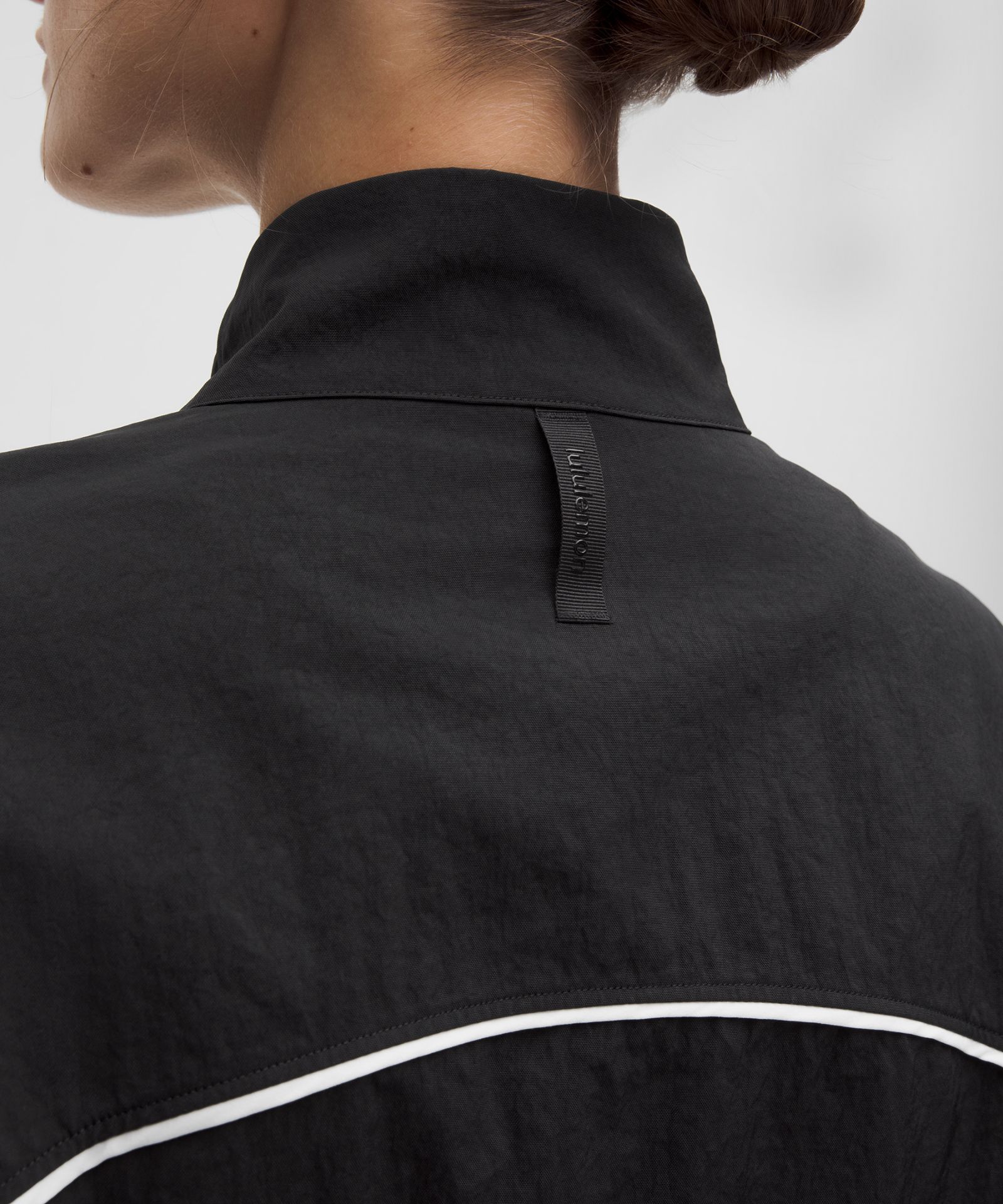 Женская куртка Lululemon License to Train оверсайз — фото 7