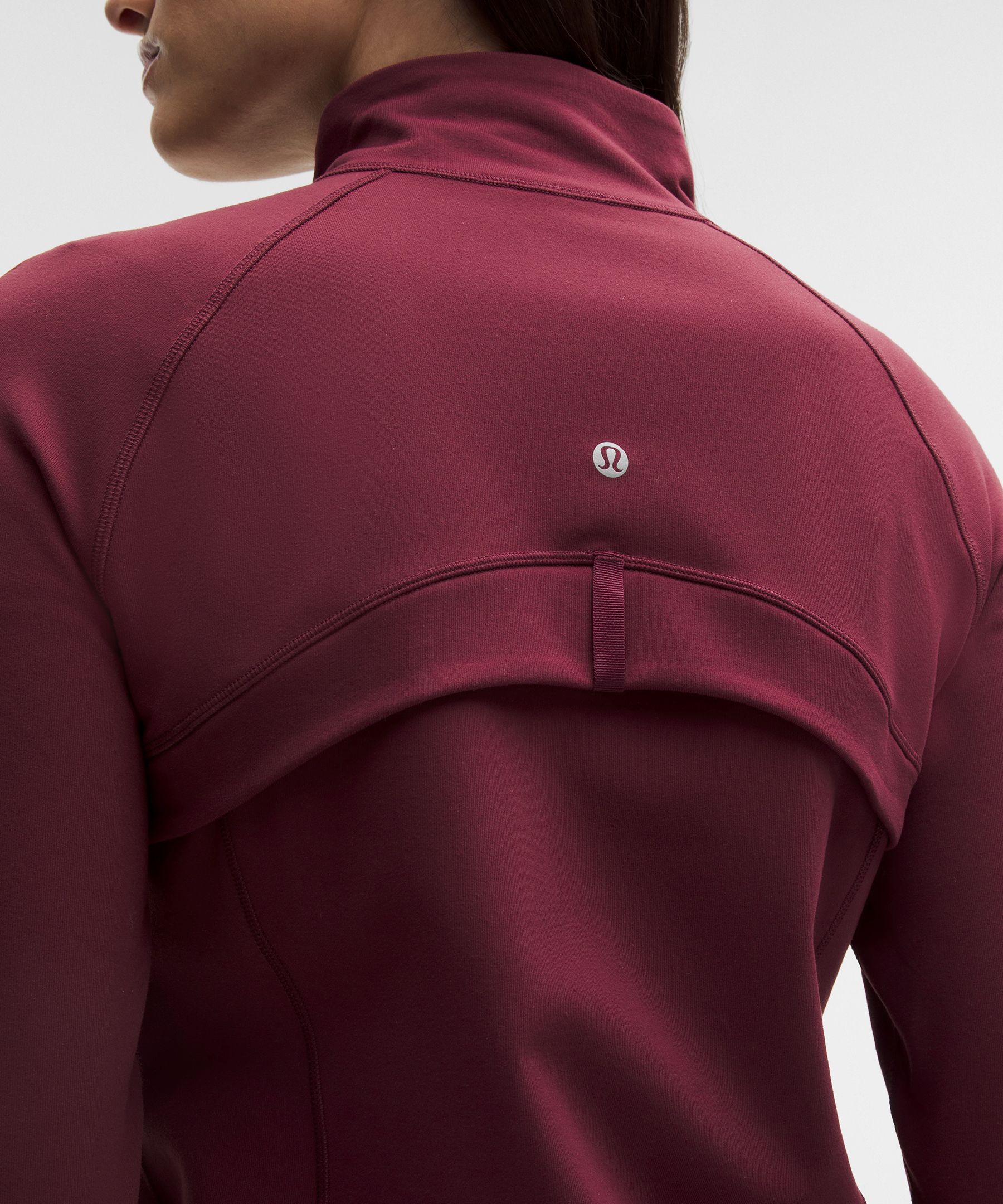 Define Track Jacket *Luon