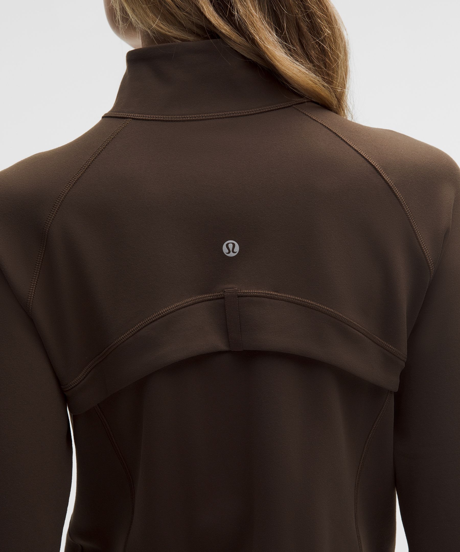 Define Track Jacket *Luon