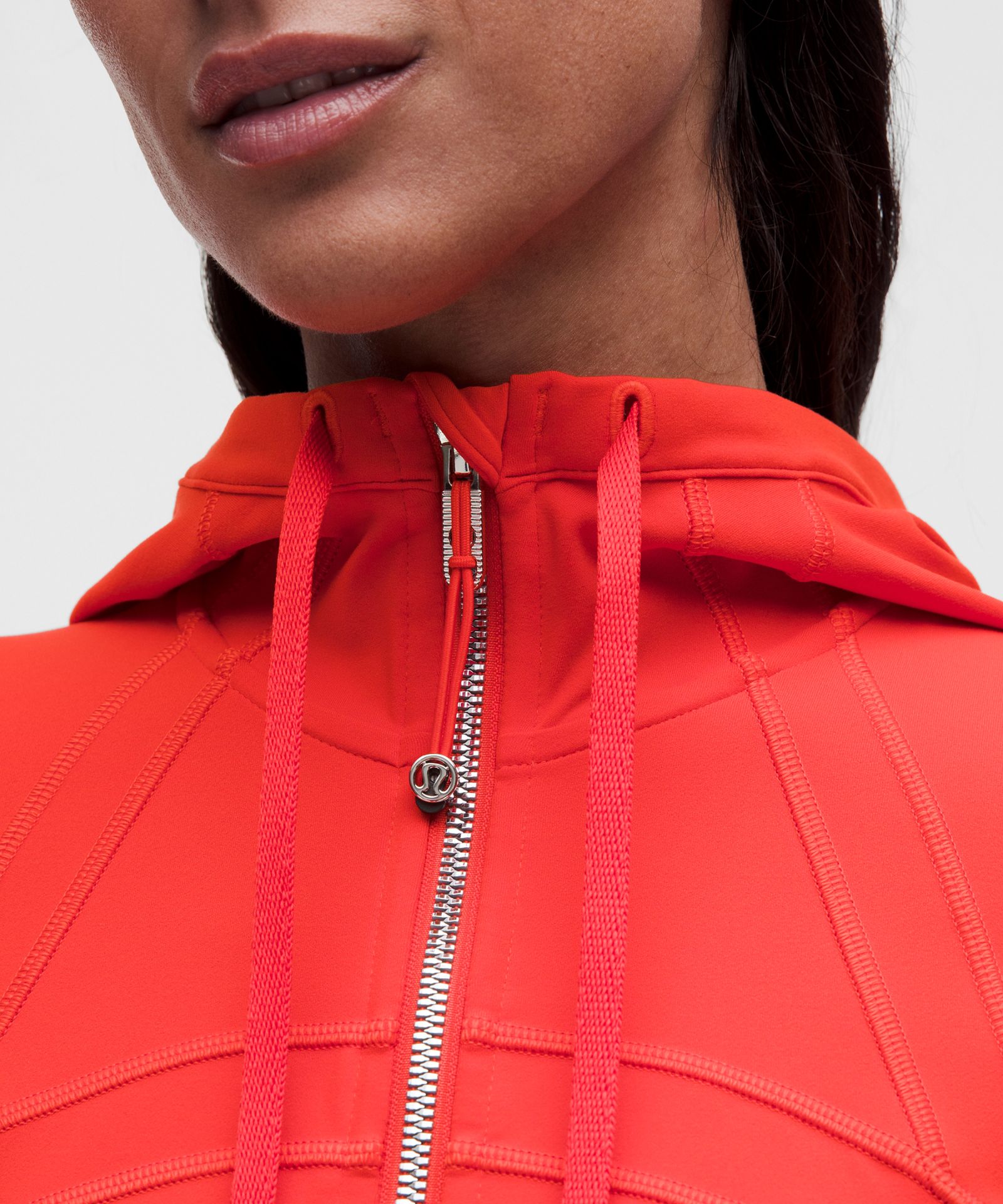 Женская укороченная куртка с капюшоном Lululemon Define — фото 8