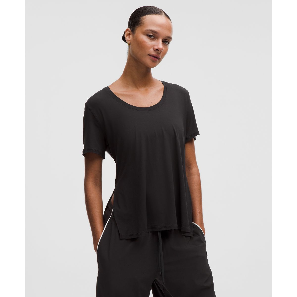SilkAppeal Side-Slit Short-Sleeve Shirt