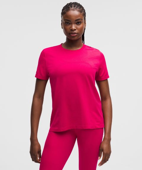 Женская рубашка Lululemon Swiftly Relaxed с коротким рукавом