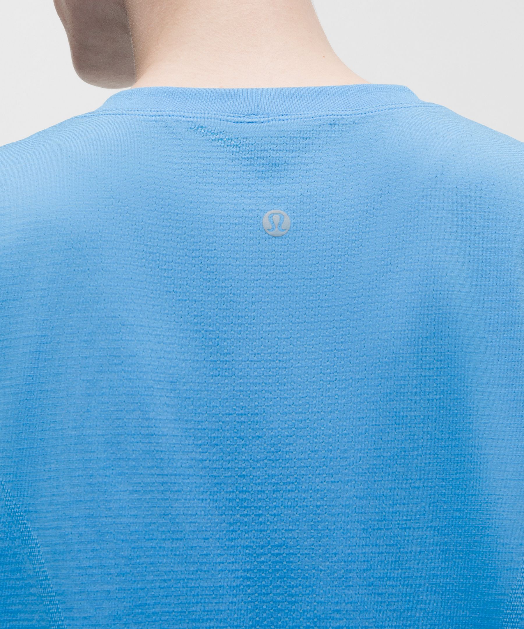 Swiftly Relaxed Short-Sleeve Shirt Hip Length *Updated Fit