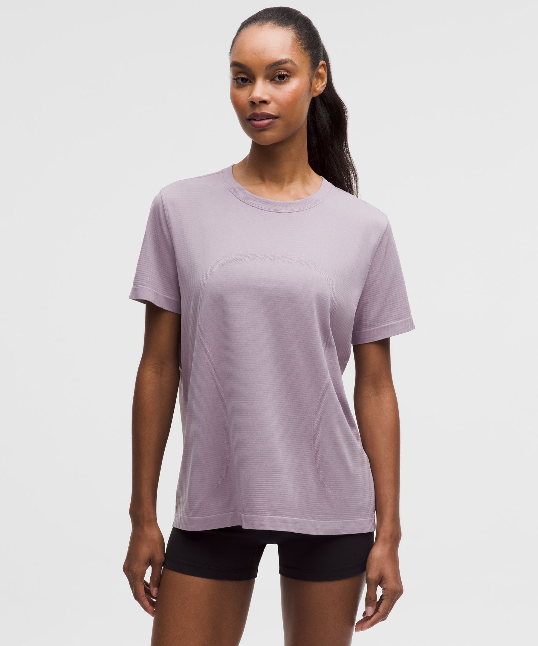 lululemon – Women’s Swiftly Relaxed Short-Sleeve Shirt Hip Length Fit – Color Purple/Pastel – Size 12