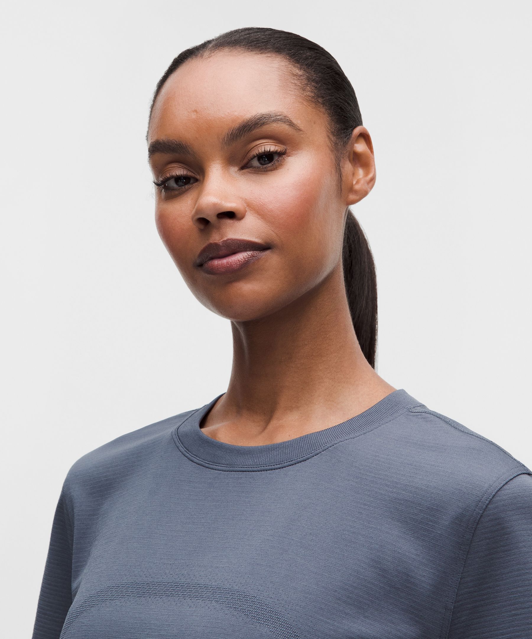 T-shirt Swiftly coupe d&eacute;contract&eacute;e *Coupe revisit&eacute;e