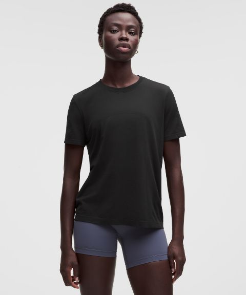 Женская рубашка Lululemon Swiftly Relaxed с коротким рукавом