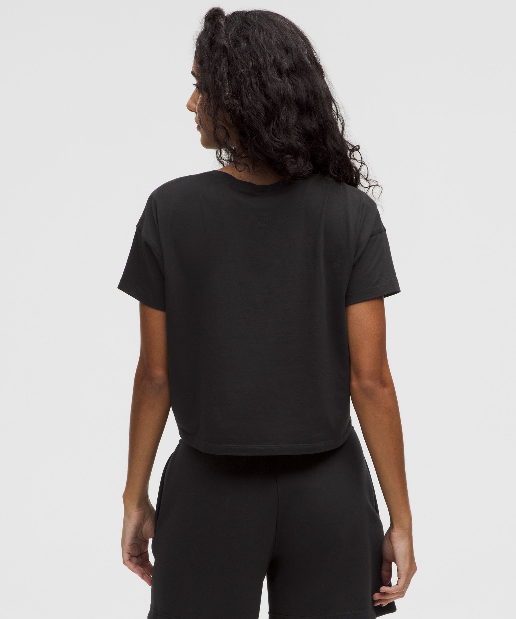 Lululemon Cates T-shirt