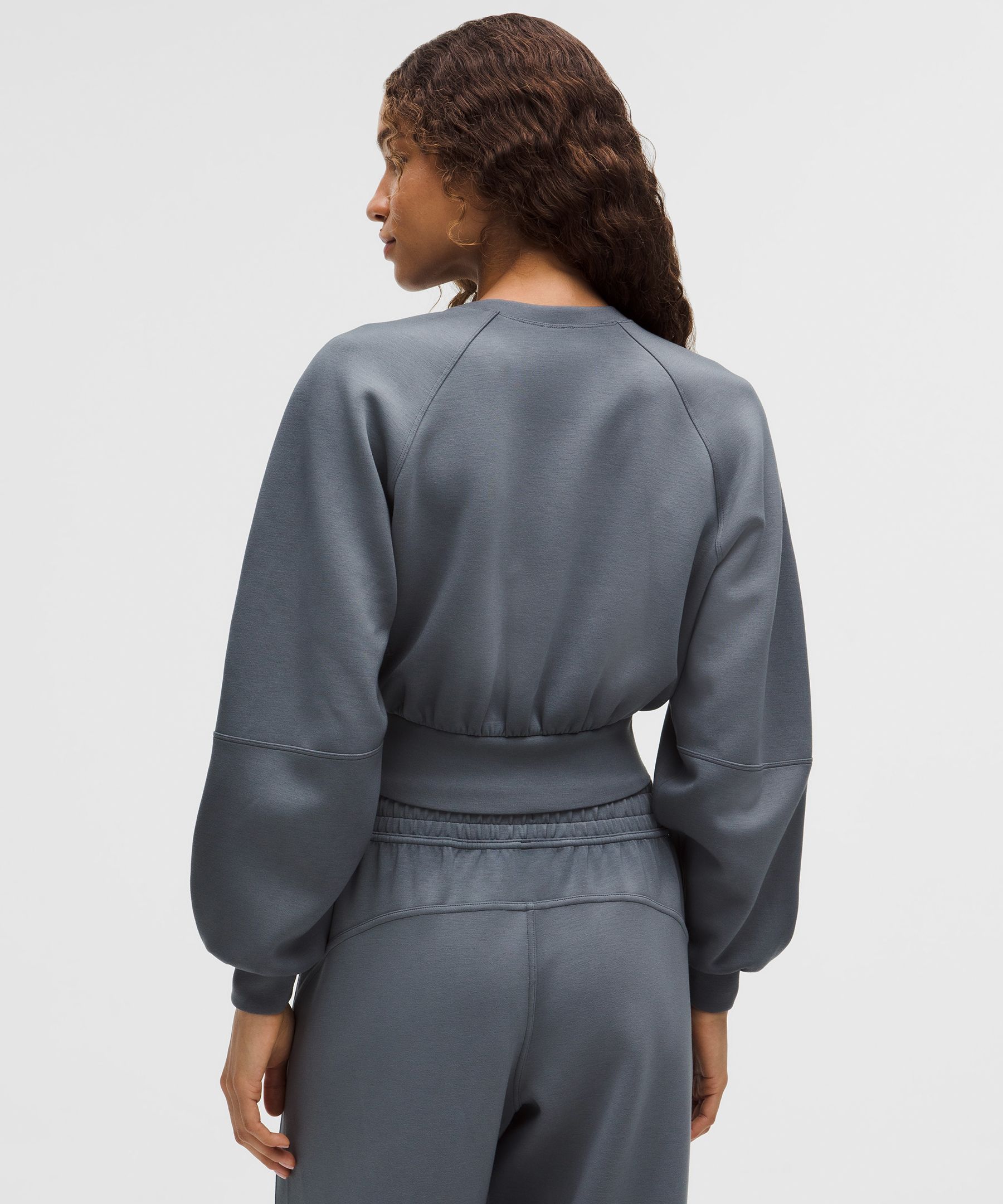 Smooth Spacer Cropped Pullover *Wash