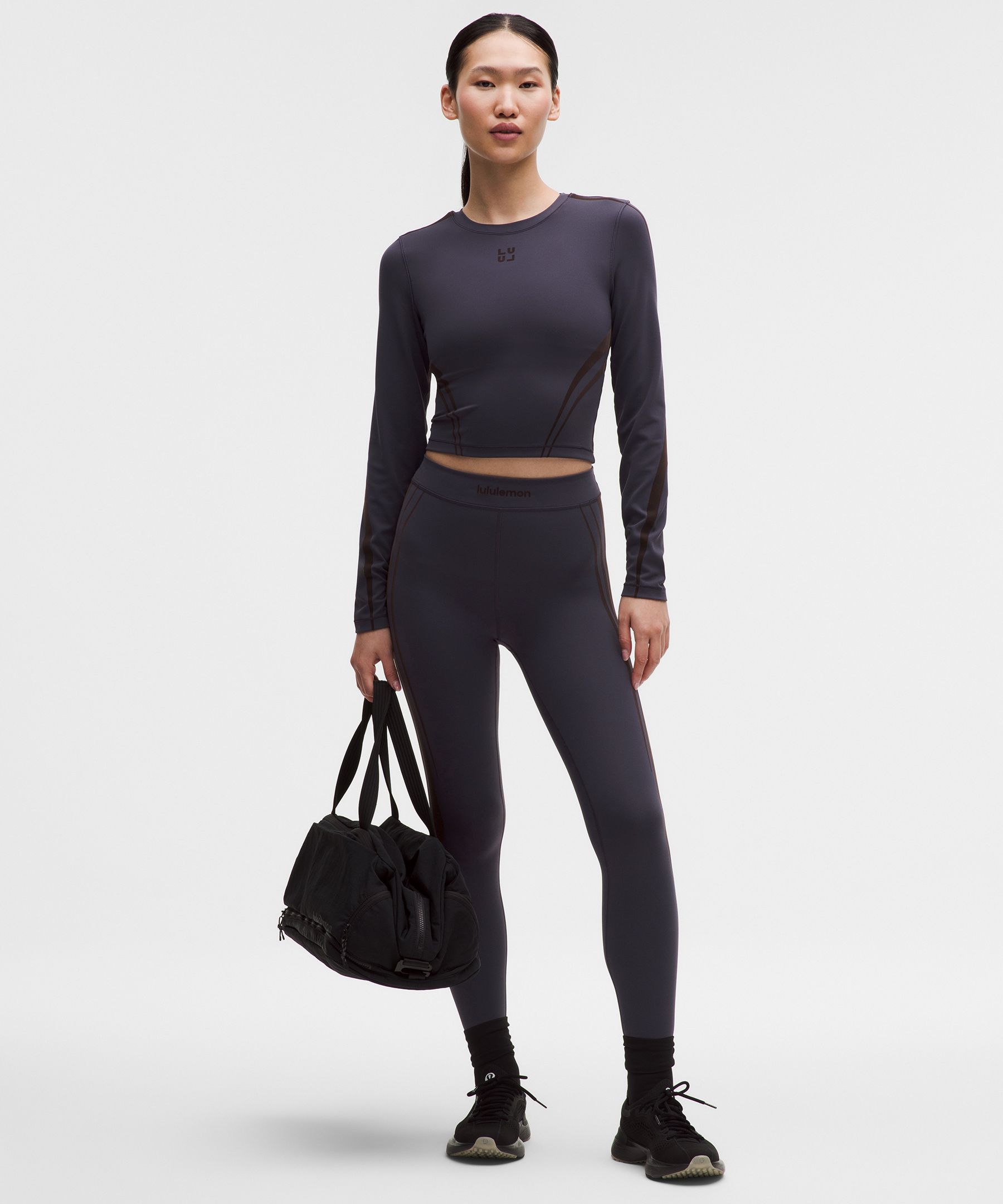 Wunder Train Cropped Long-Sleeve Shirt *Flocked