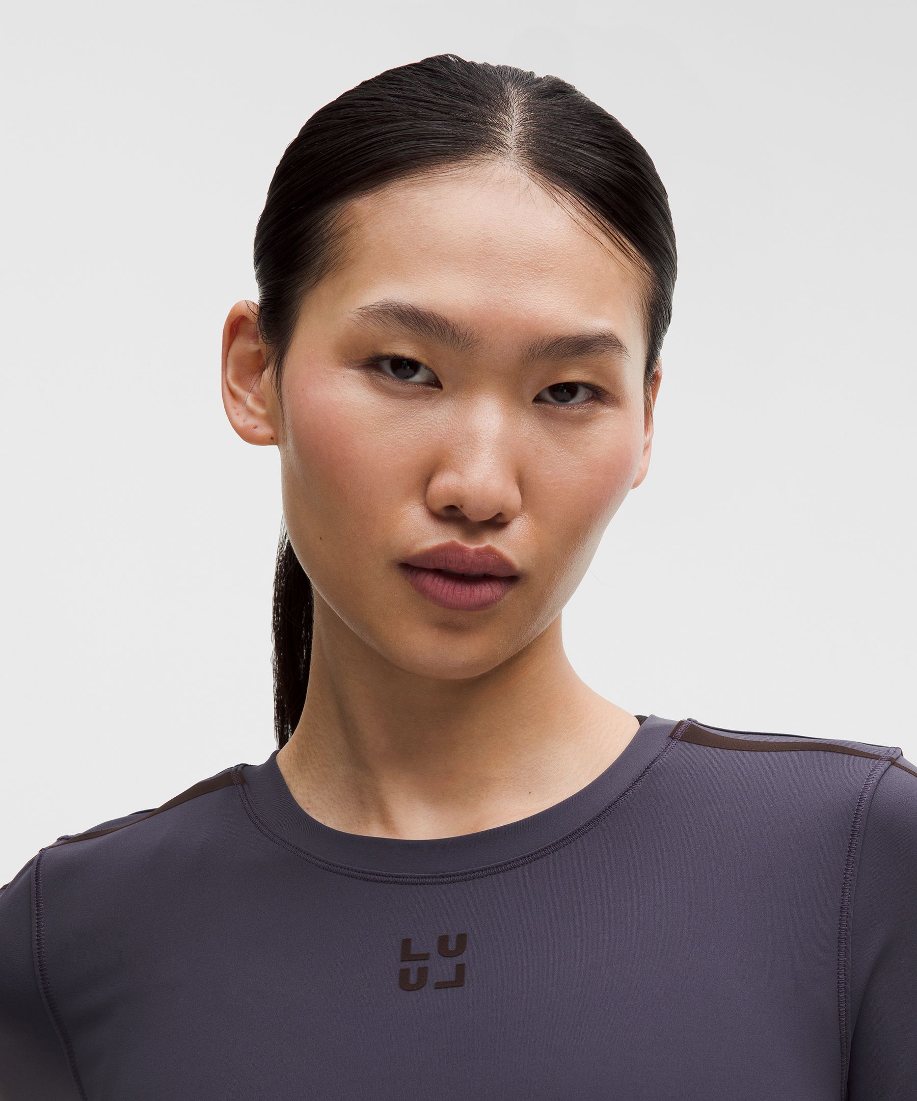 Wunder Train Cropped Long-Sleeve Shirt *Flocked